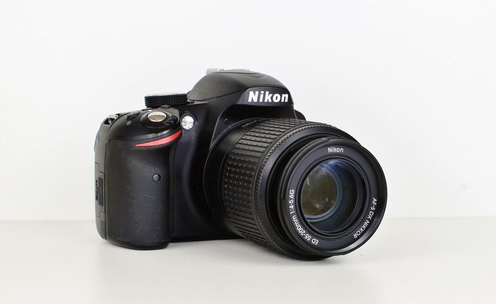 Sony DT 18-70mm F3.5-5.6 sample photo. Camera, nikon, old camera photography