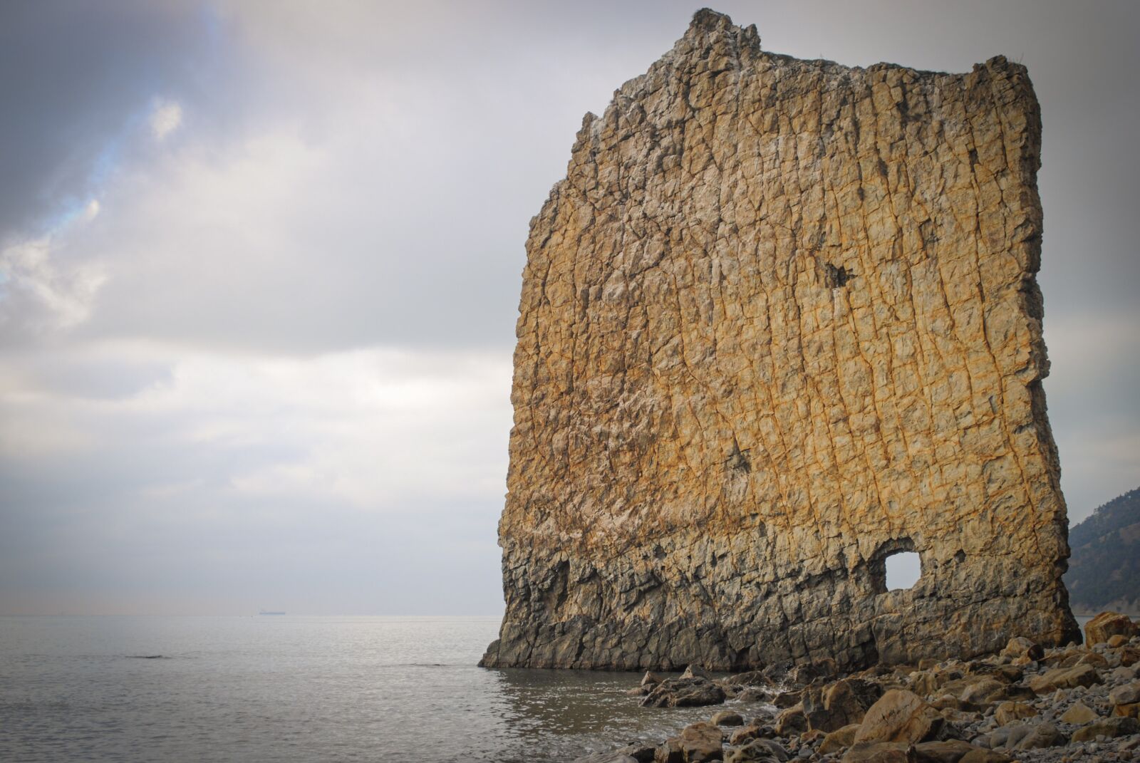 Nikon D3000 sample photo. Sail rock, rock, sail photography