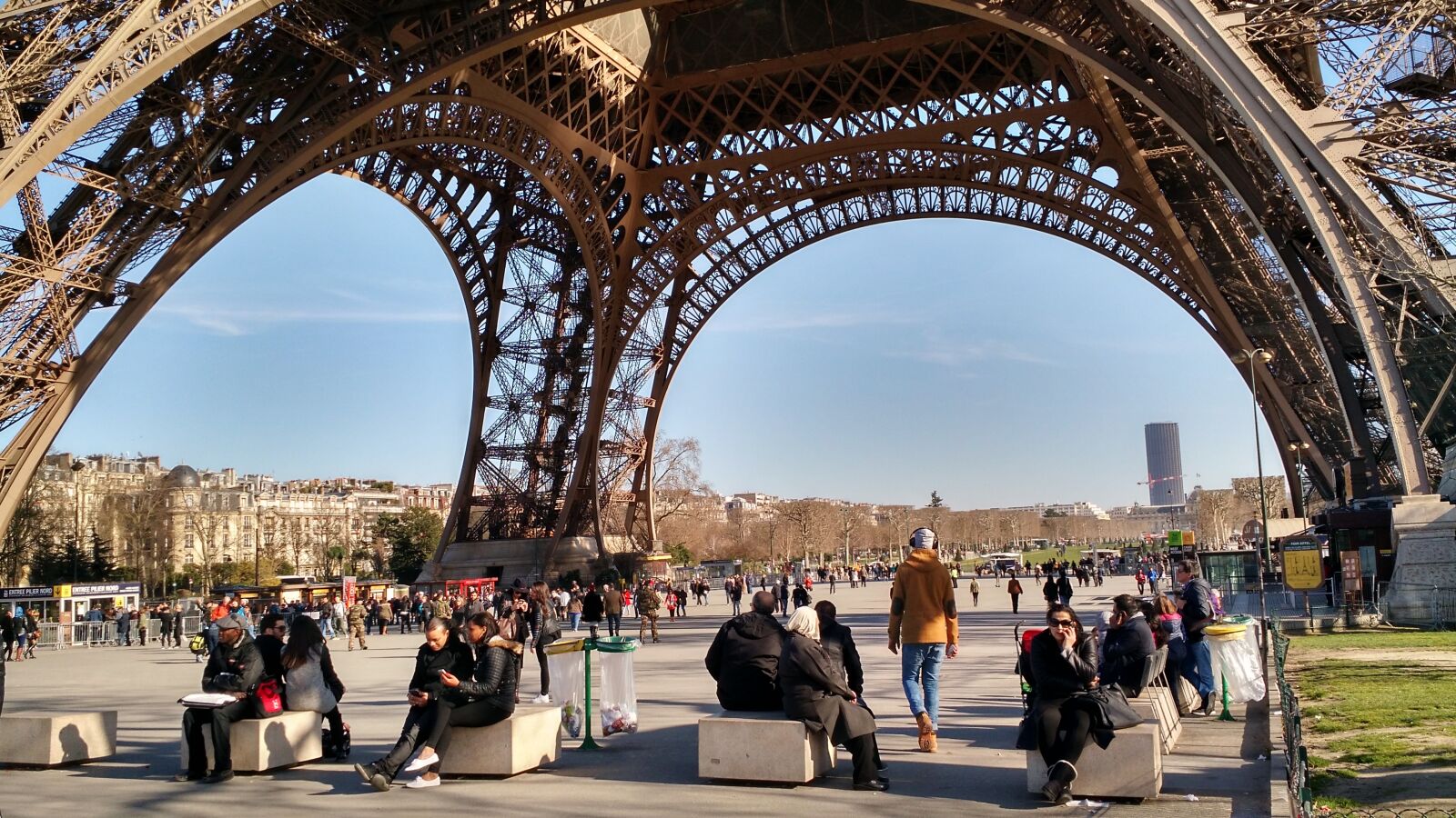 Motorola Moto X (2nd Gen) sample photo. Eiffel tower, france, landscape photography