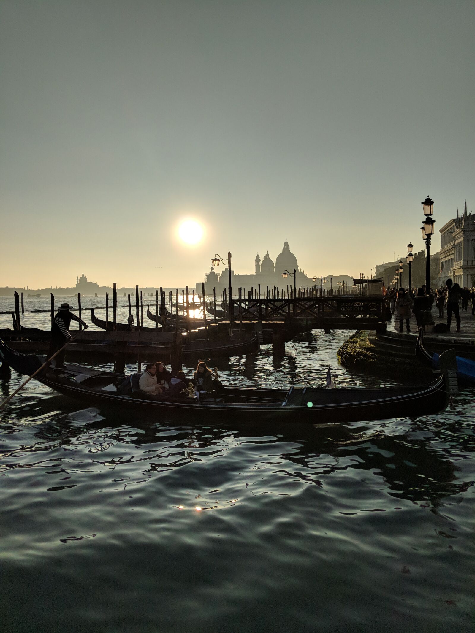 Google Pixel 2 XL sample photo. Water, transportation system, watercraft photography