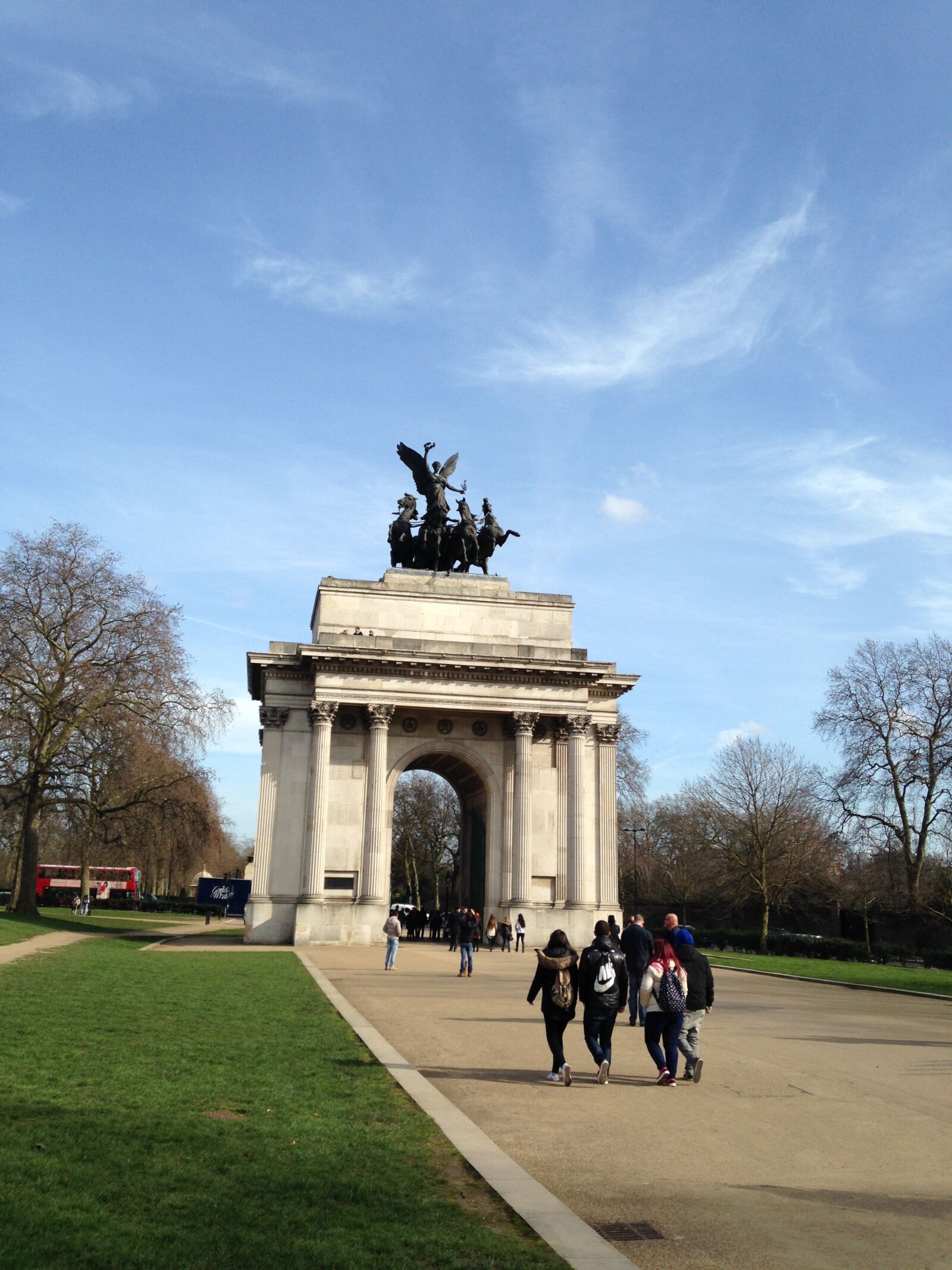 iPhone 5 back camera 4.12mm f/2.4 sample photo. England, london, uk photography