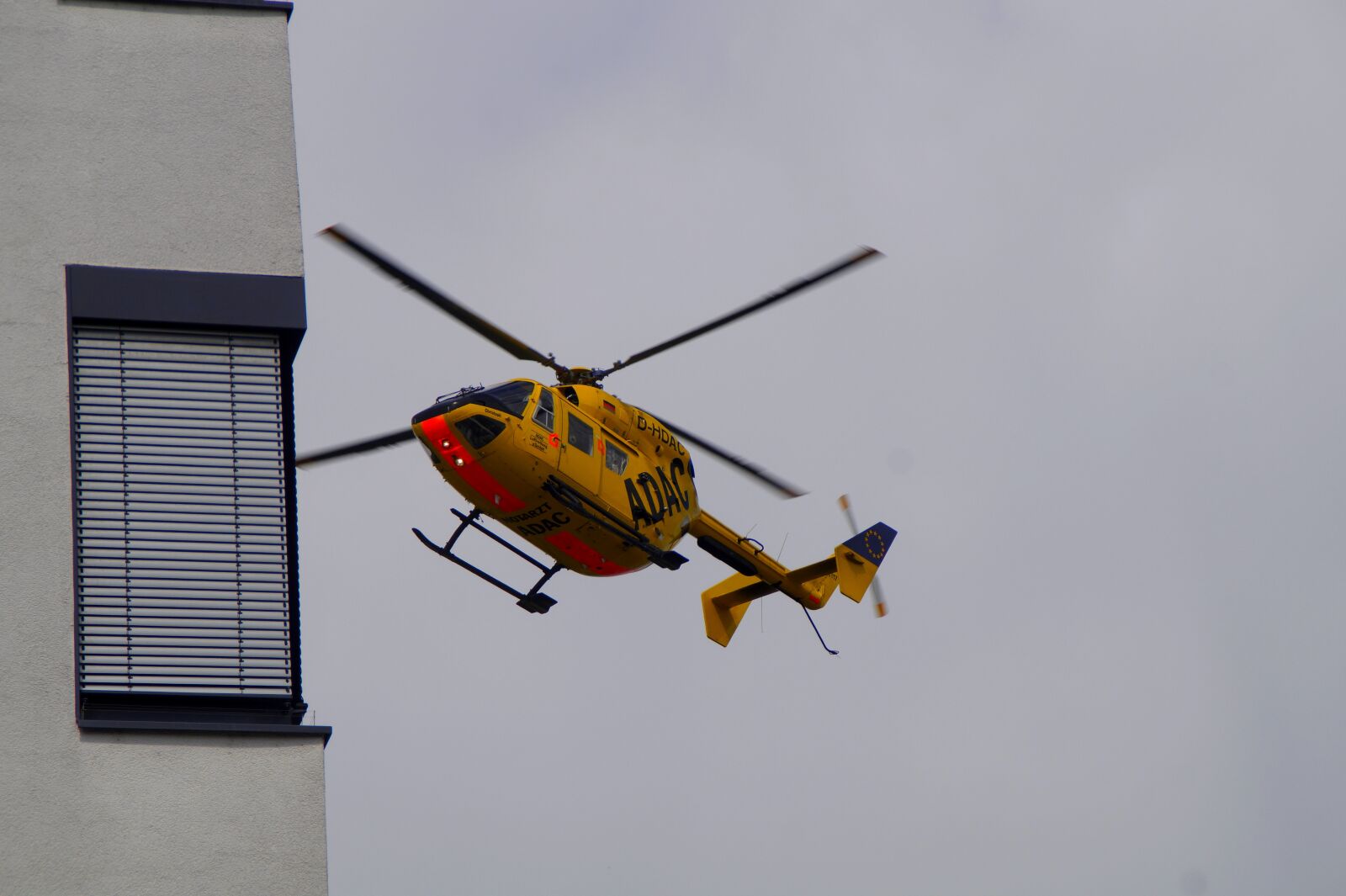 Sony DT 18-200mm F3.5-6.3 sample photo. Helicopter, rescue, adac photography