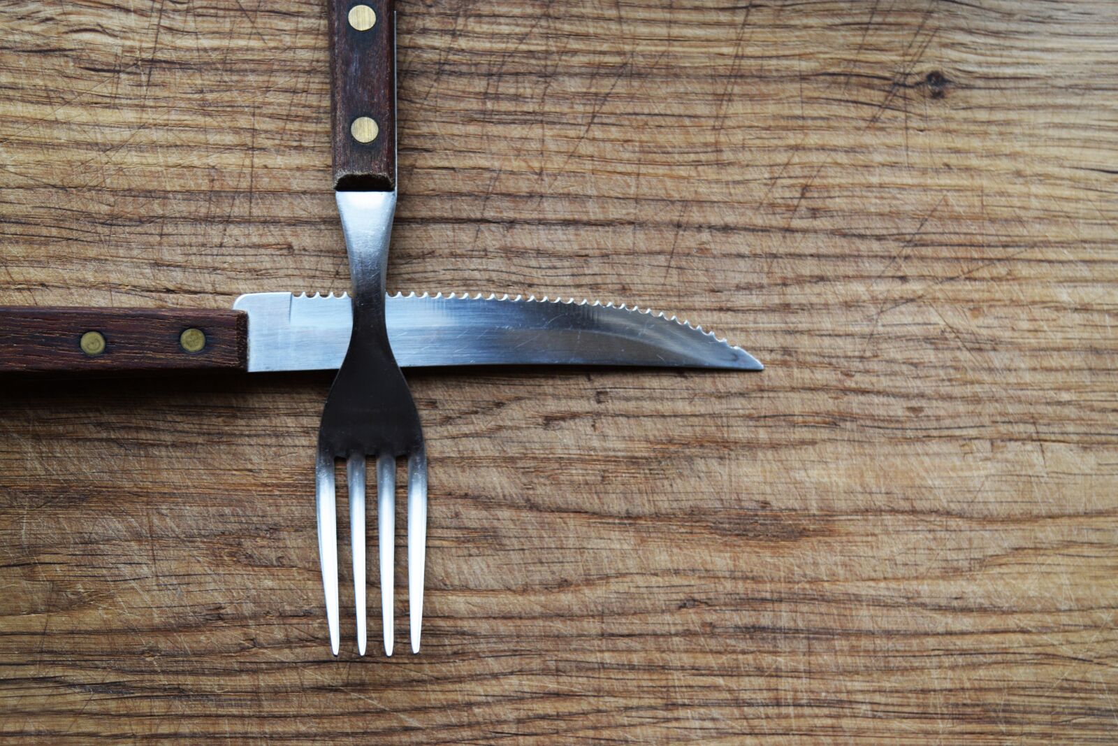 Nikon D3300 sample photo. Knife and fork, menu photography