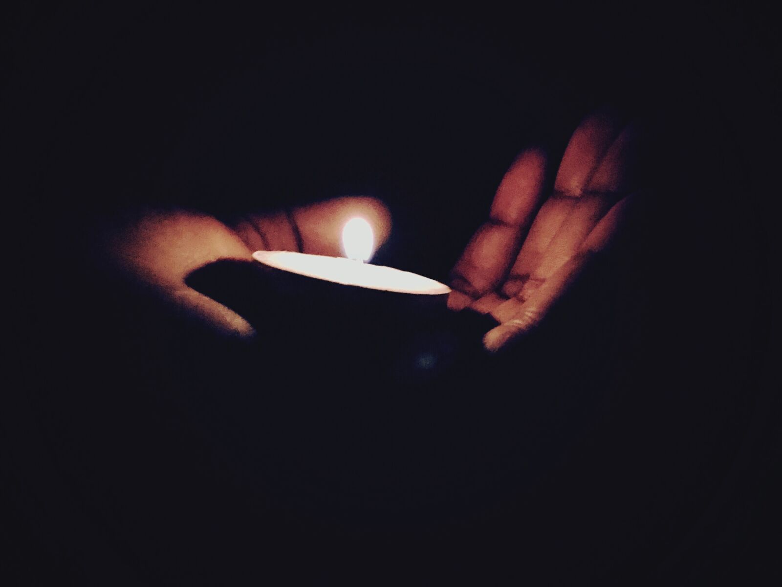 iPhone 6 back camera 4.15mm f/2.2 sample photo. Light, lantern, sparkle, diya photography
