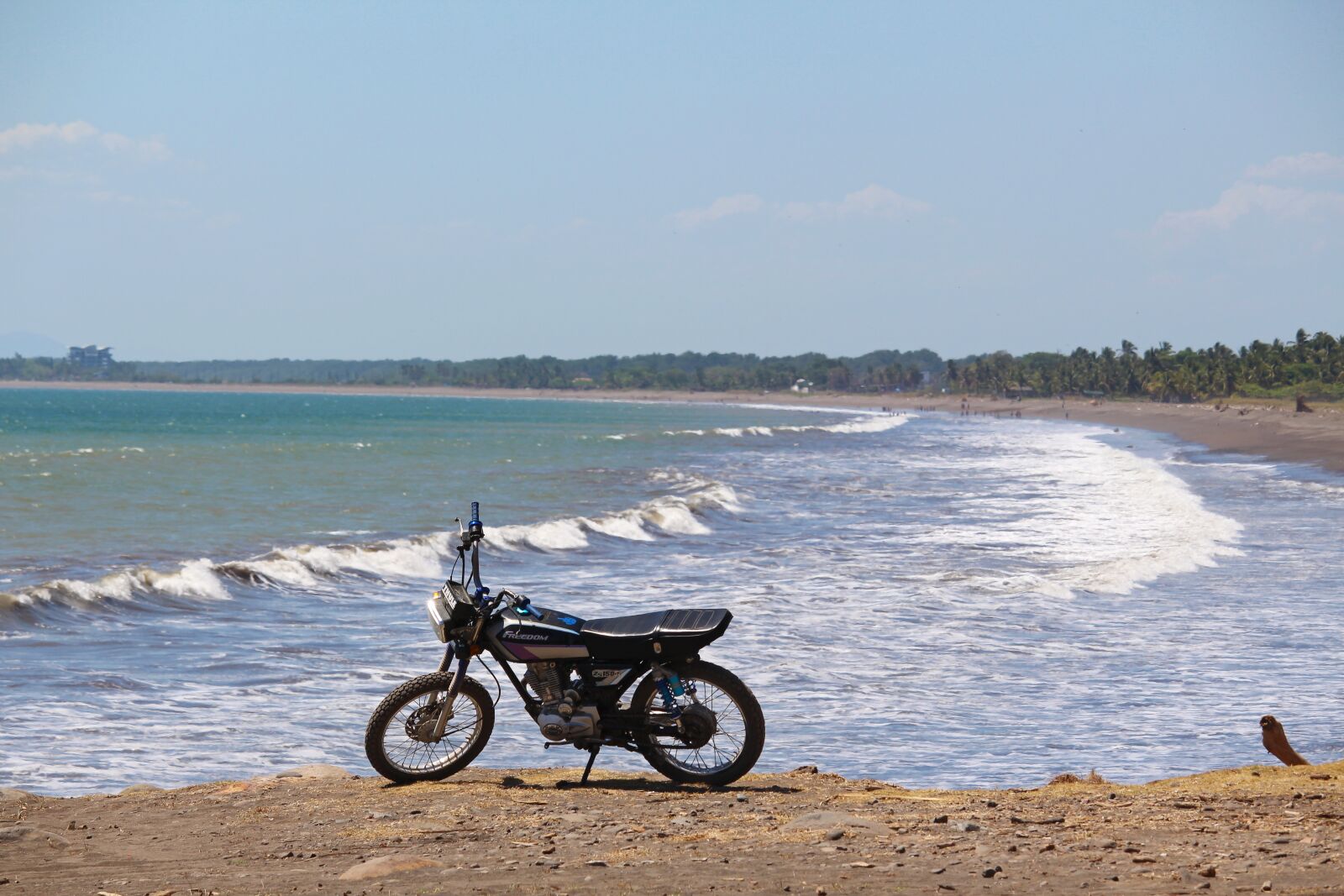 Canon EOS 700D (EOS Rebel T5i / EOS Kiss X7i) sample photo. Costa rica, bike, motorbike photography