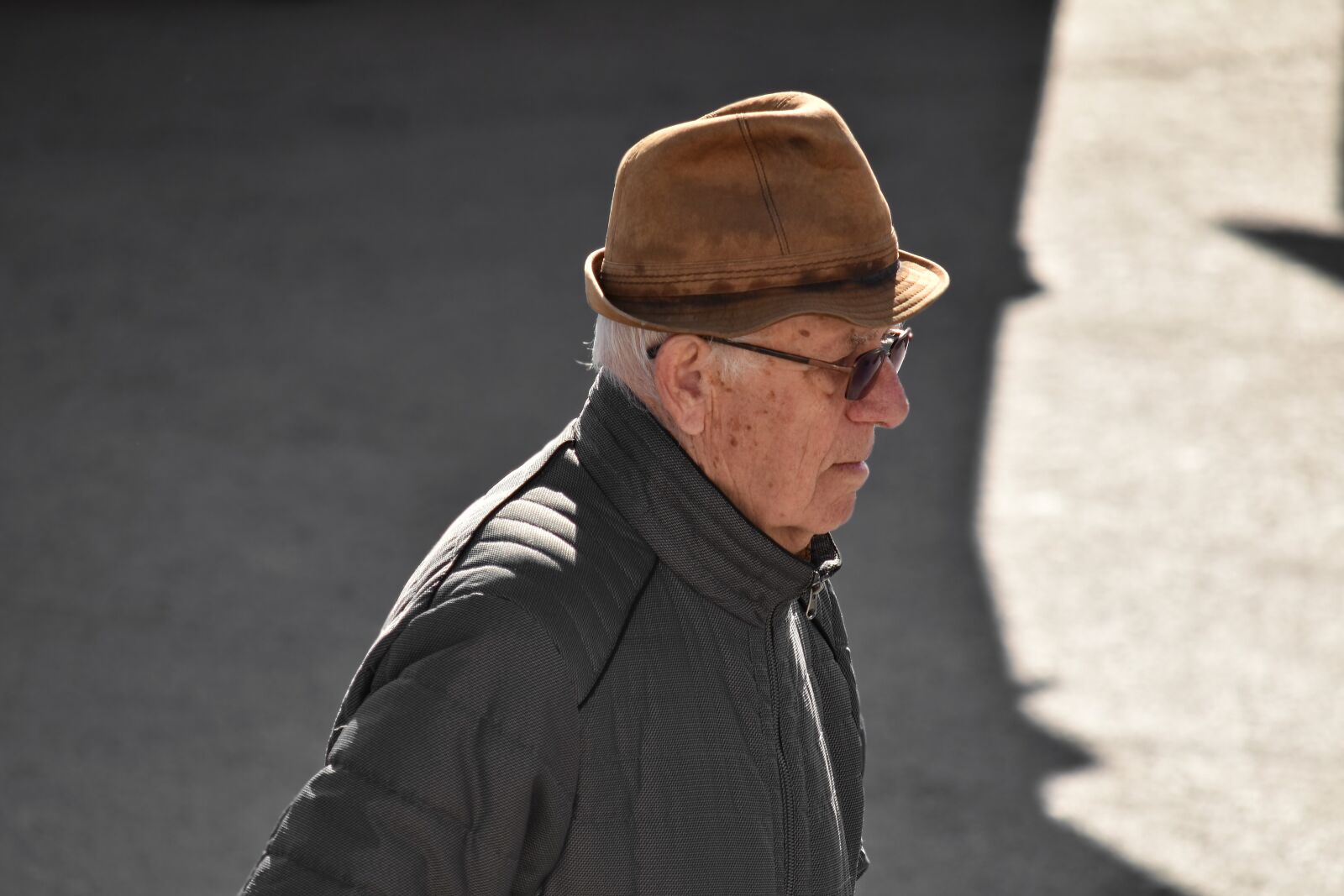 Nikon D5500 sample photo. Grandfather, hat, jacket, pensioner photography