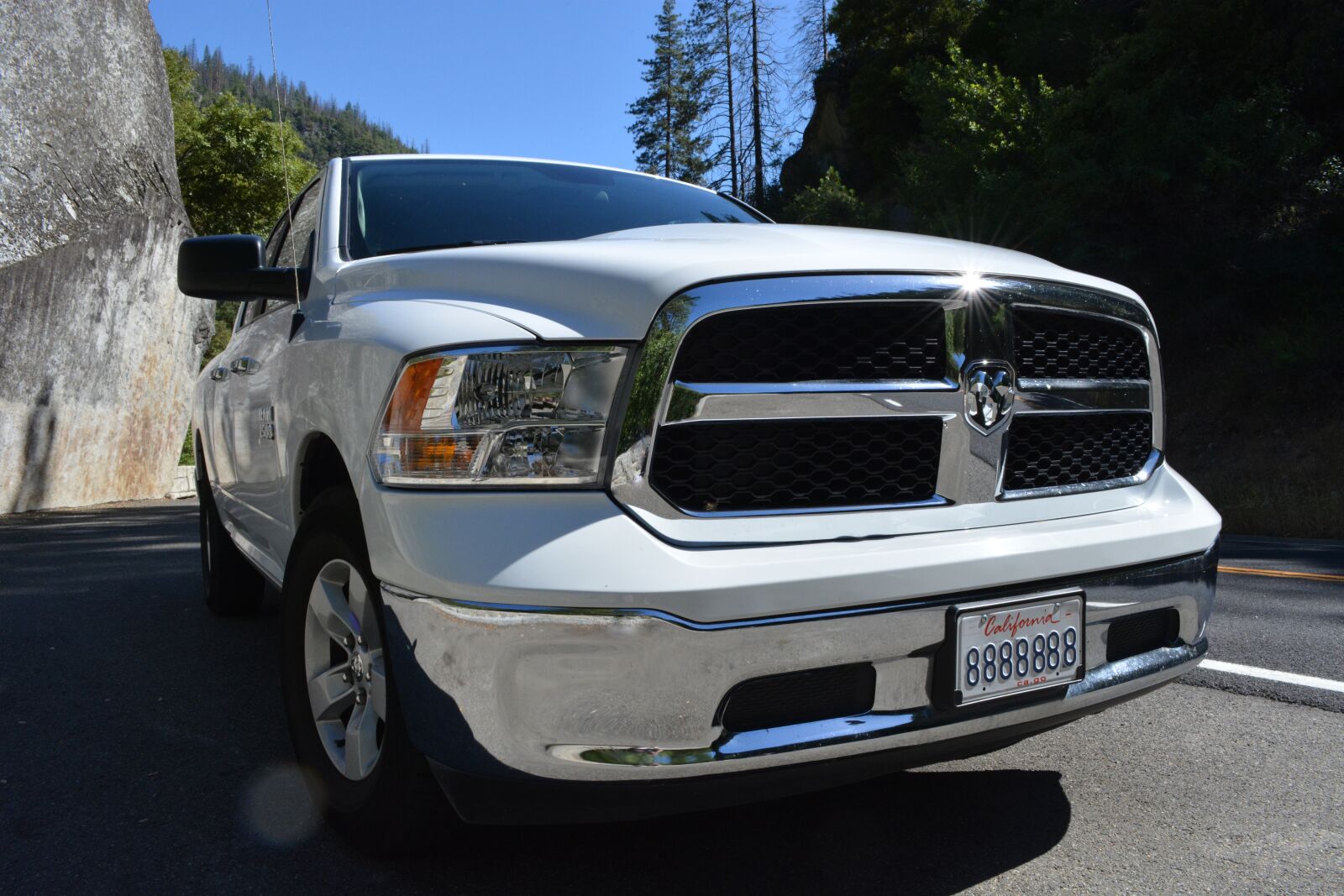 Nikon D5200 sample photo. Auto tires, co2, auto photography