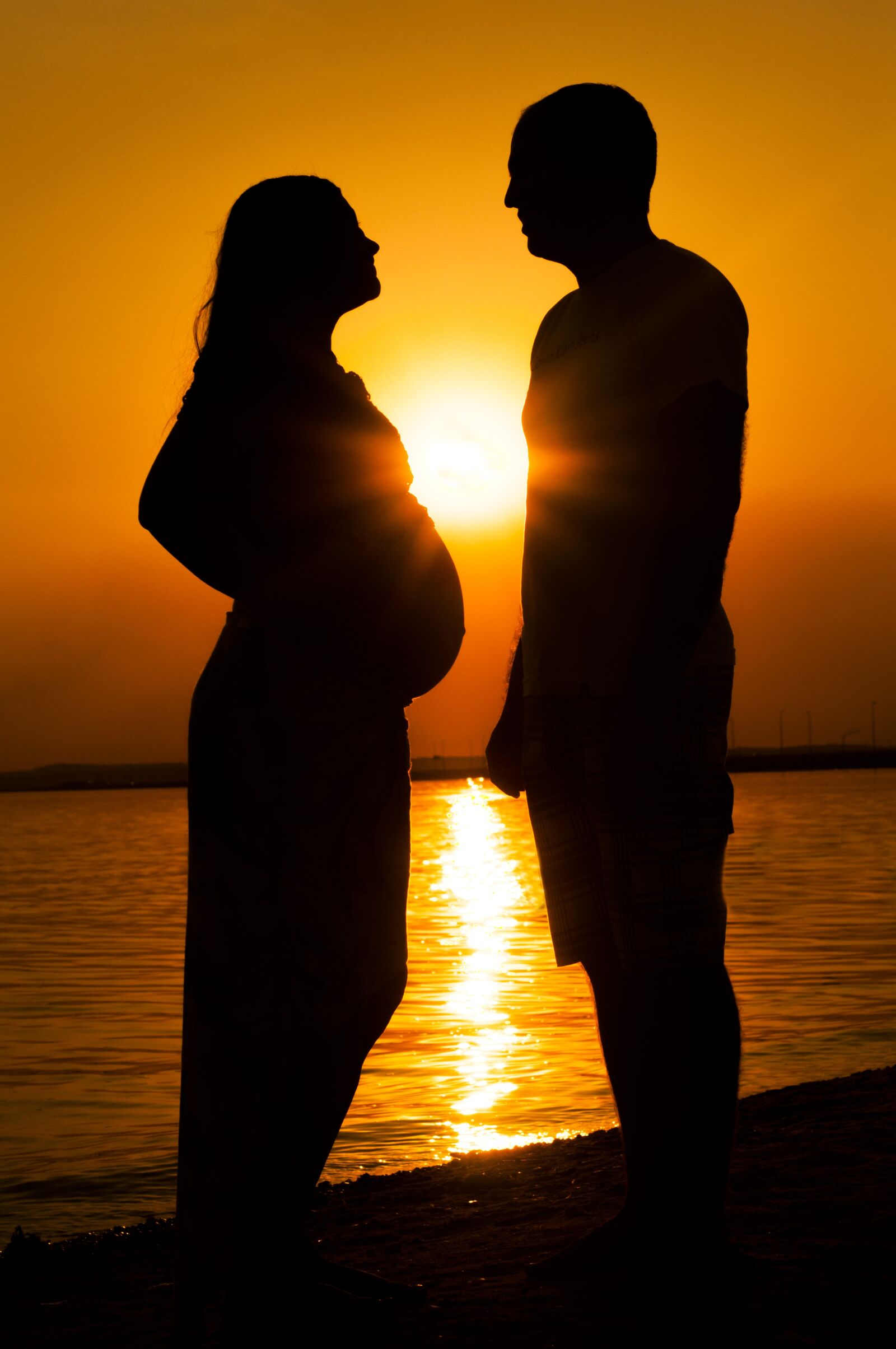 Nikon D90 sample photo. Maternity, mother, feet photography