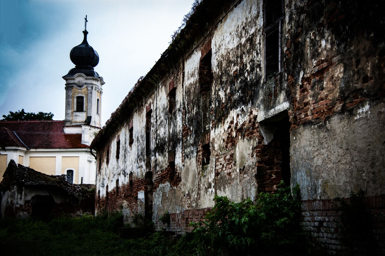 Nikon D40 sample photo. Church, old, religion photography