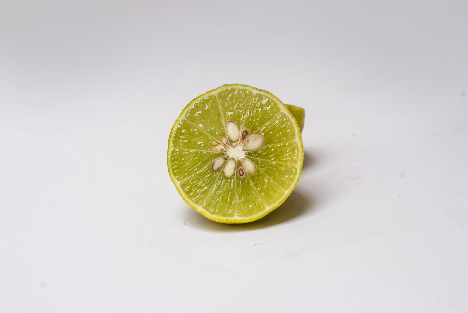 Nikon D60 sample photo. Lemon, green, citric photography