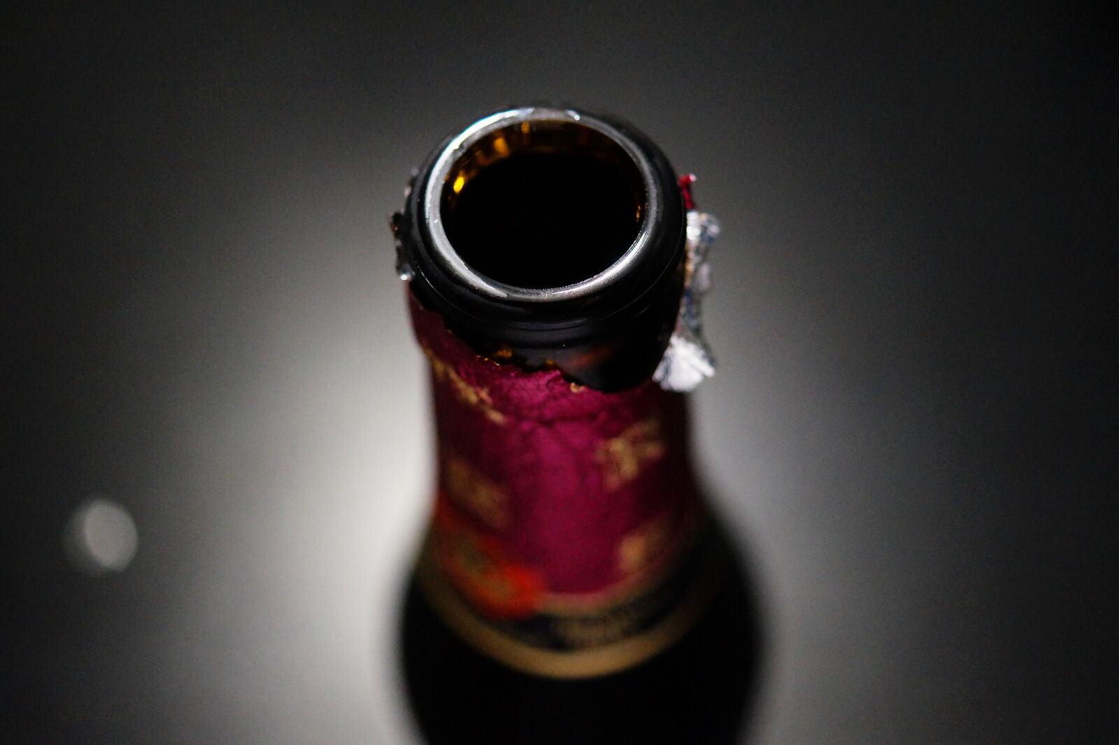 Sony DT 30mm F2.8 Macro SAM sample photo. Alcoholic, beverage, blur, close photography