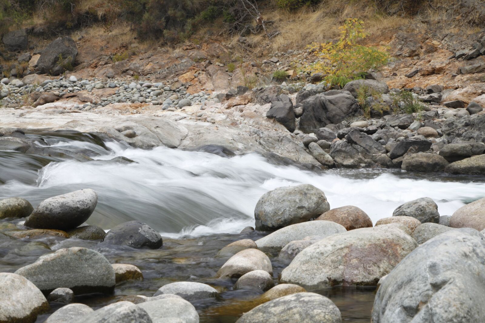 Canon EOS 5D Mark II sample photo. Landscape, river, nature photography