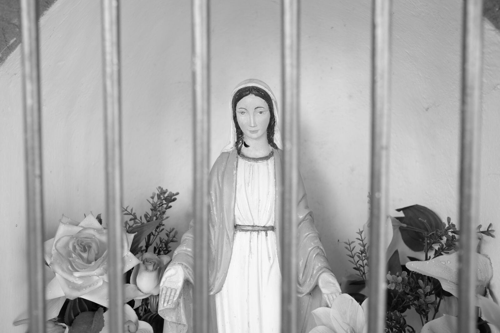 Fujifilm X-T1 sample photo. Maria, vintage, catholic photography