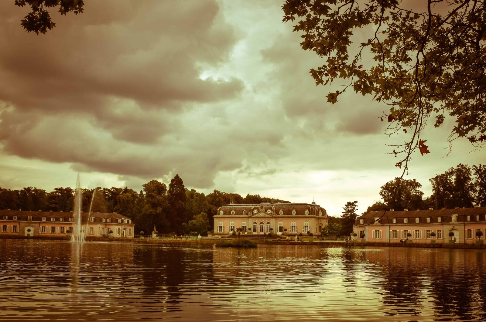 Nikon D3300 sample photo. City, water, river, architecture photography