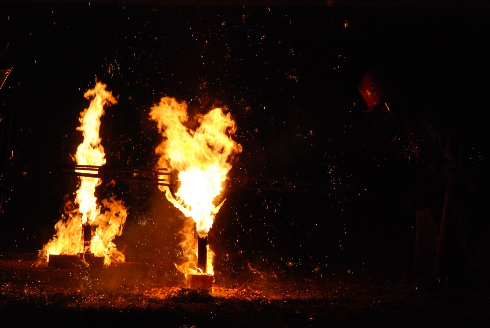 Nikon D80 sample photo. Fire, flame, sparks photography