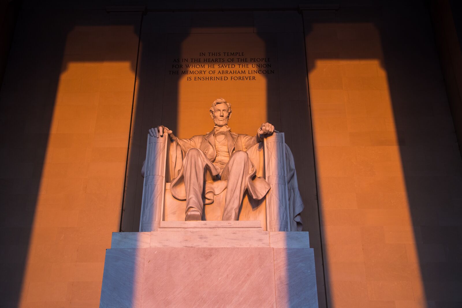 Canon EOS 6D + Canon EF 24-105mm F4L IS USM sample photo. Lincoln memorial, washington d photography