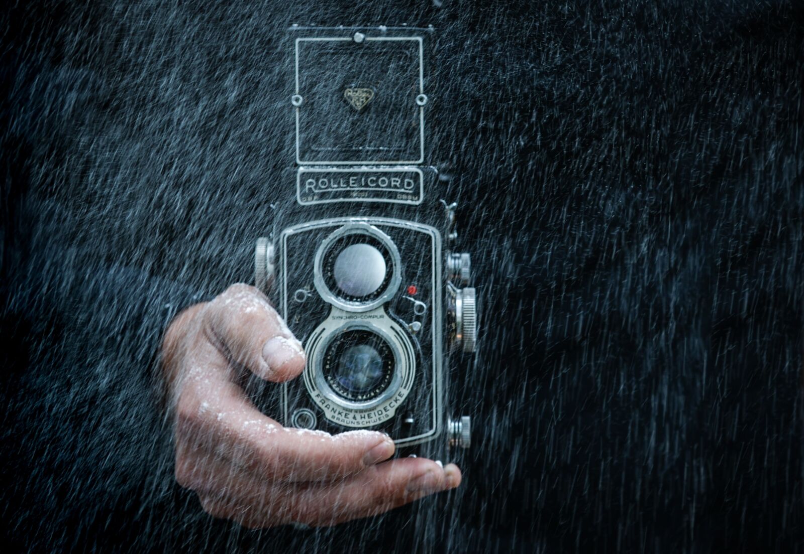 Nikon D610 sample photo. Man, camera, rolleicord photography