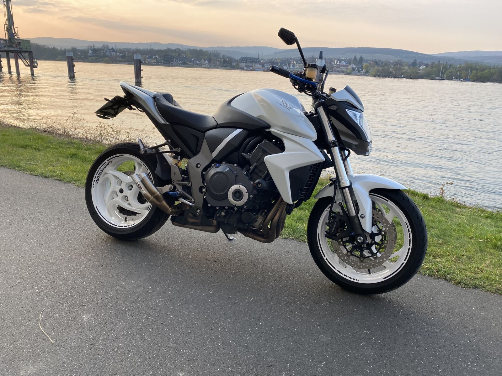 Apple iPhone 11 sample photo. Honda, cb1000r, r photography