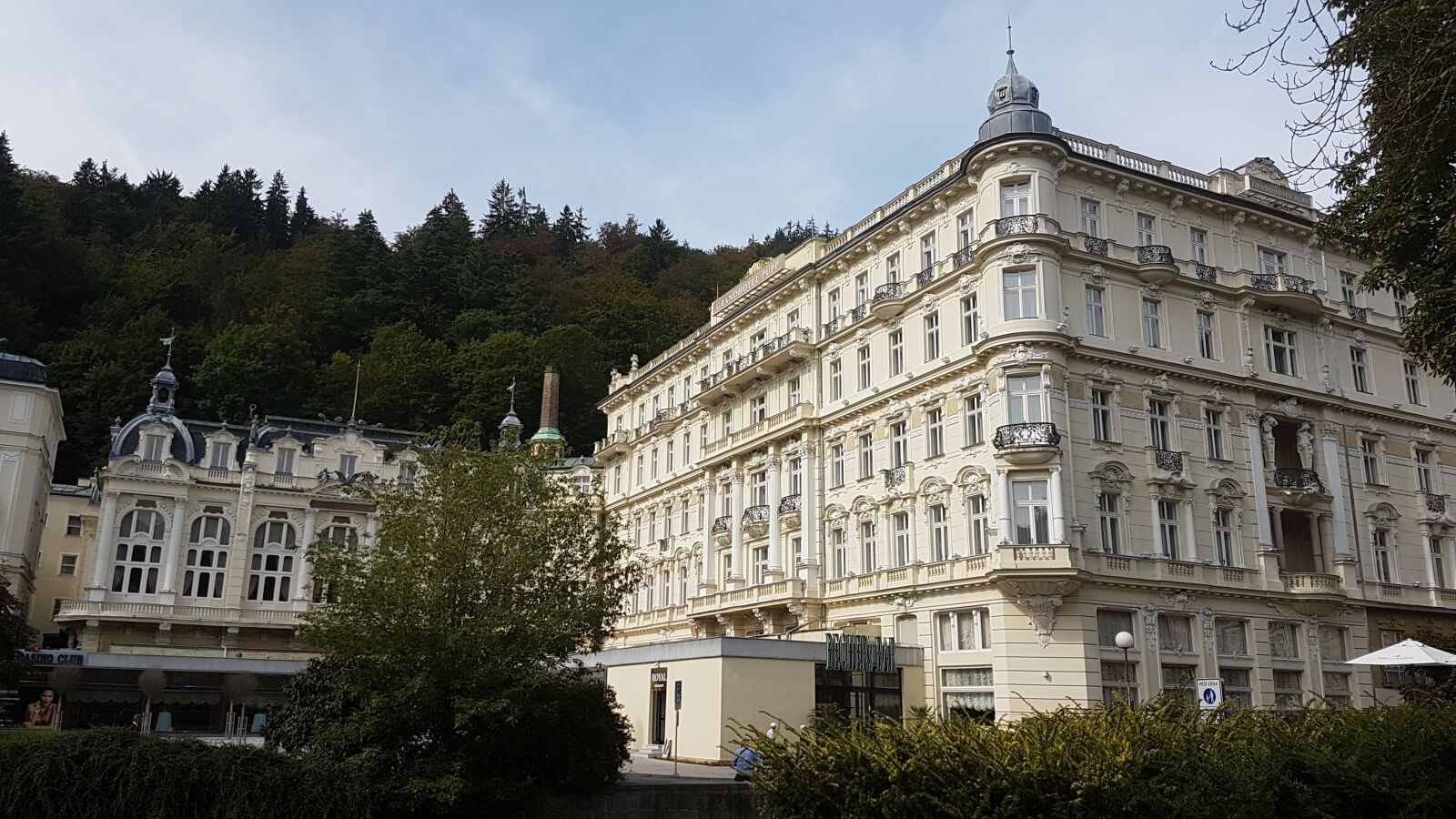 Samsung Galaxy S7 sample photo. Karlovy vari, spa, czech photography