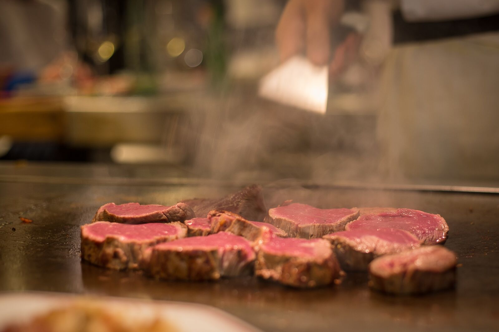 Canon EF 50mm F1.8 II sample photo. Beef, fry, japanese photography
