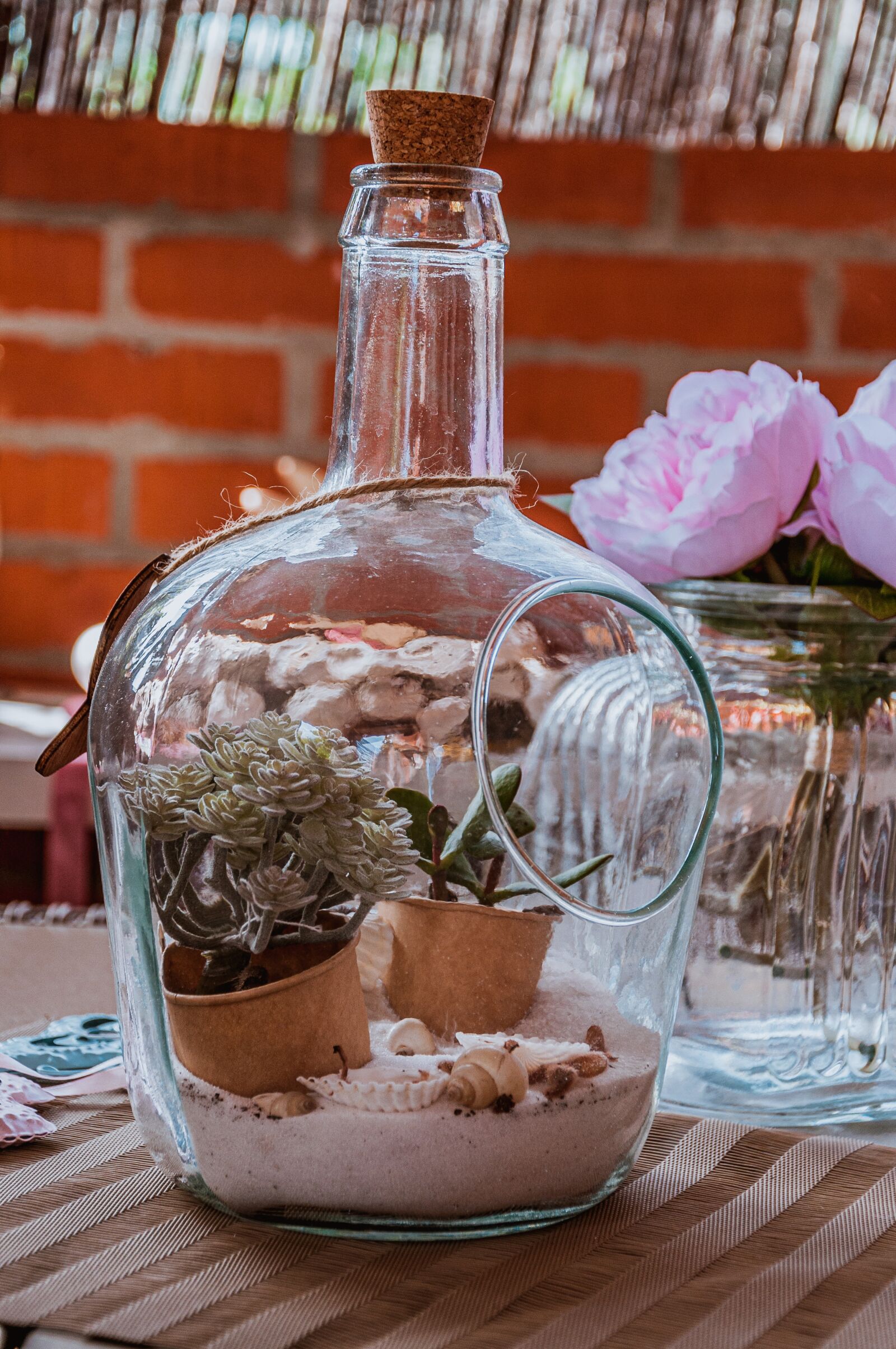 Nikon D90 sample photo. Vase, interior, design photography