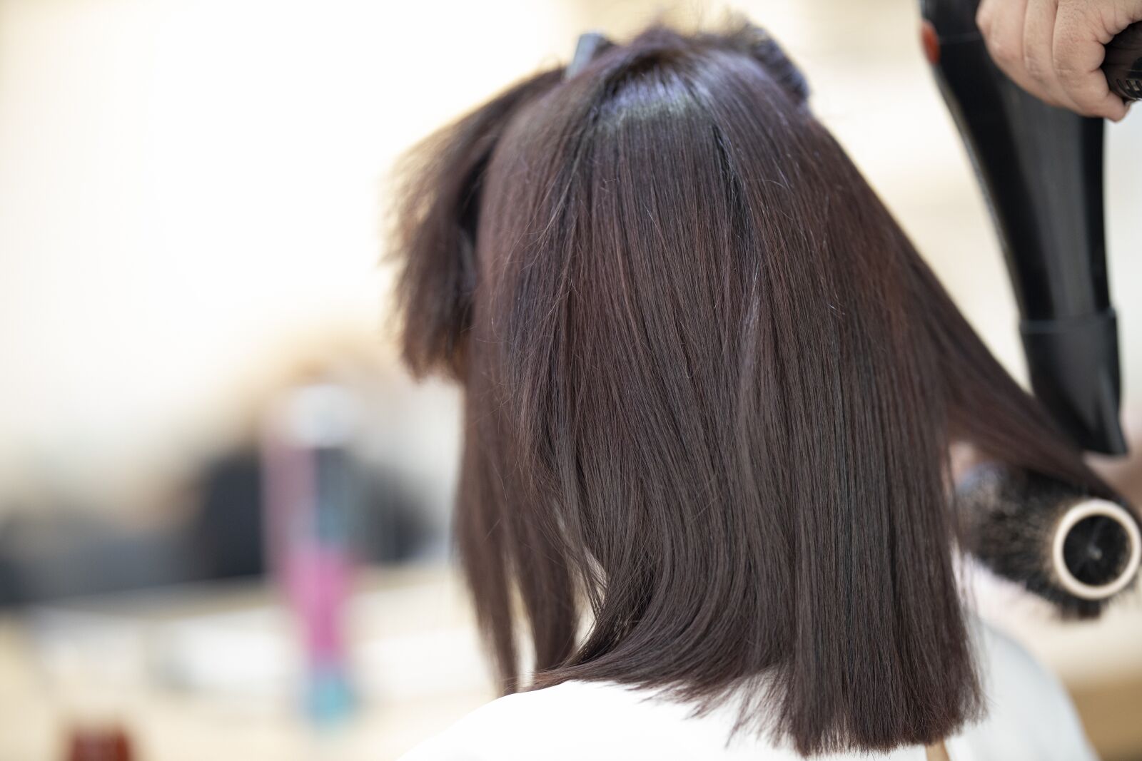 Canon RF 85mm F1.2L USM sample photo. Hairdresser, maintenance, hair photography