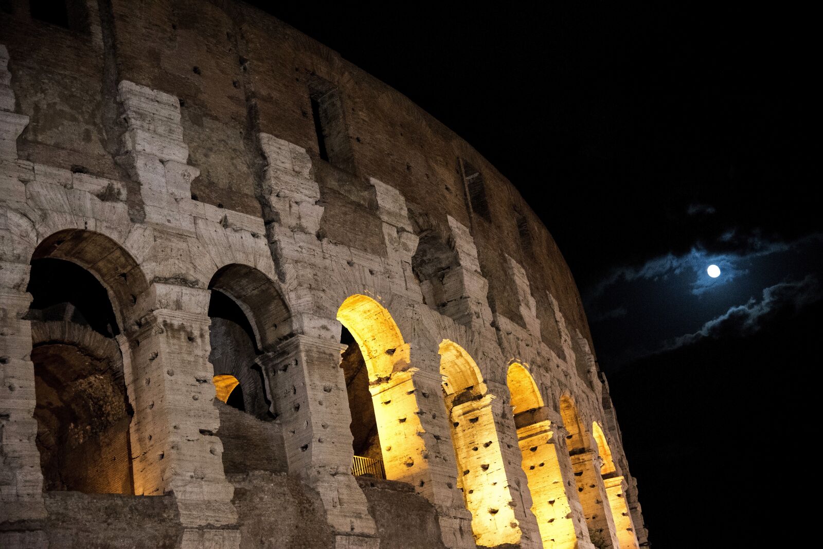 Nikon D750 sample photo. Rome, city, night photography