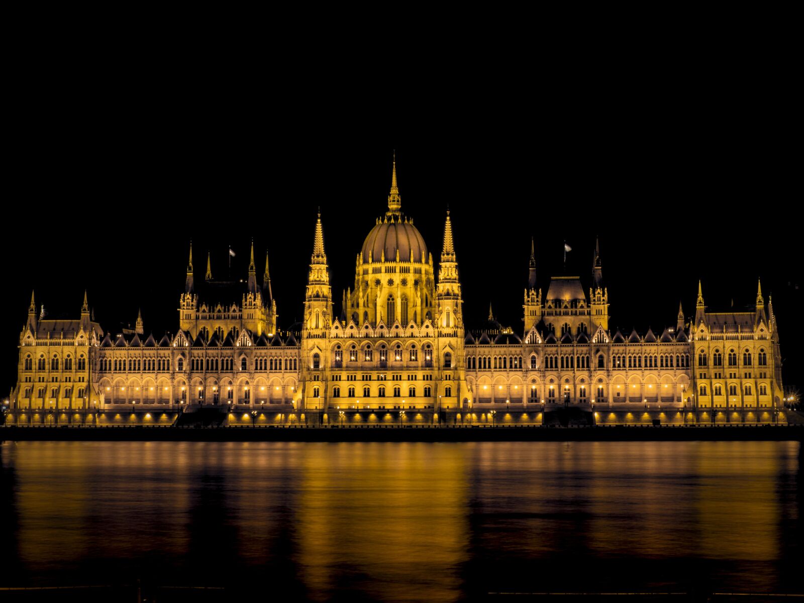 Olympus OM-D E-M10 sample photo. Architecture, river, travel photography