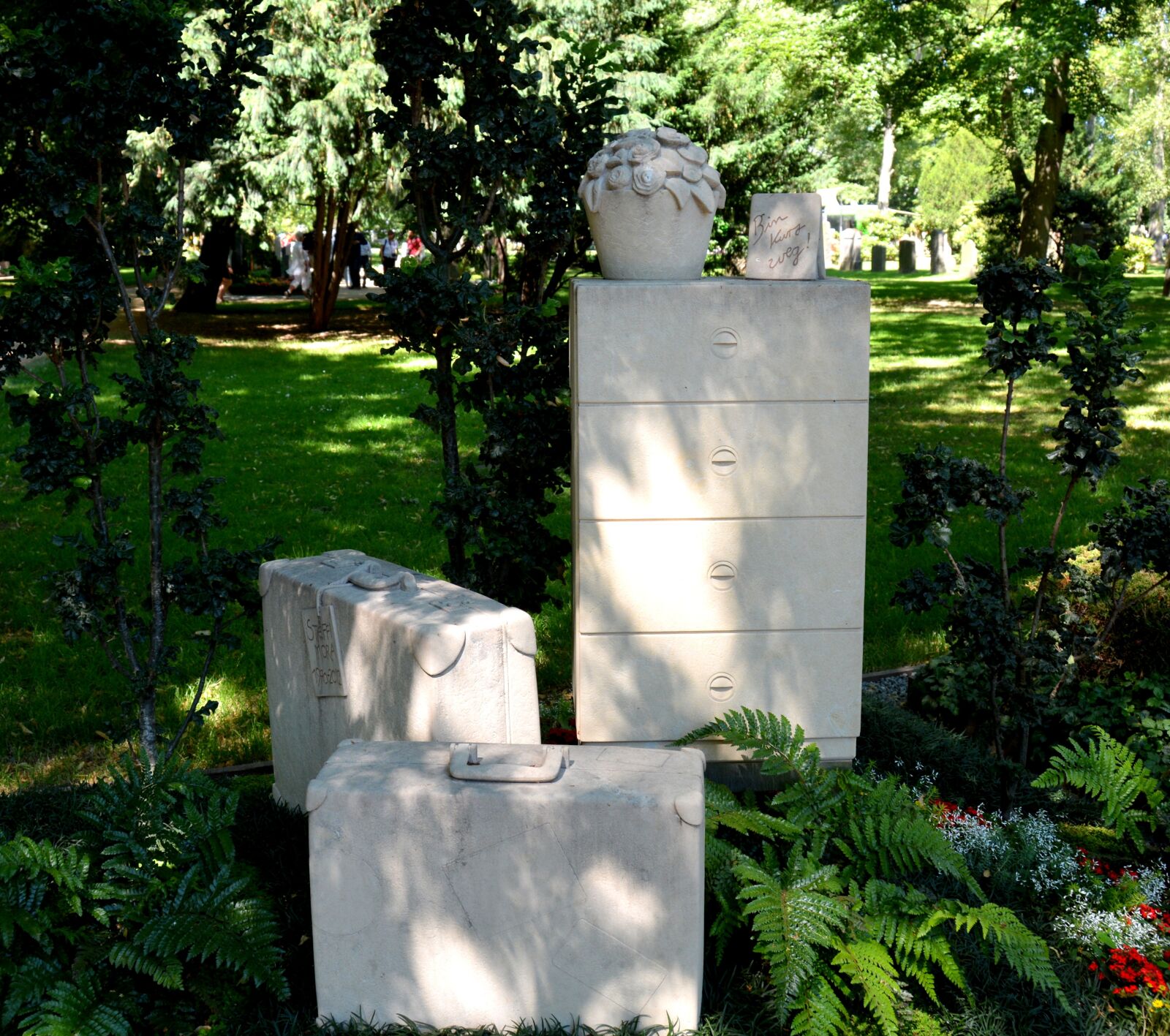 Nikon D7100 sample photo. Architecture, religion, cemetery photography
