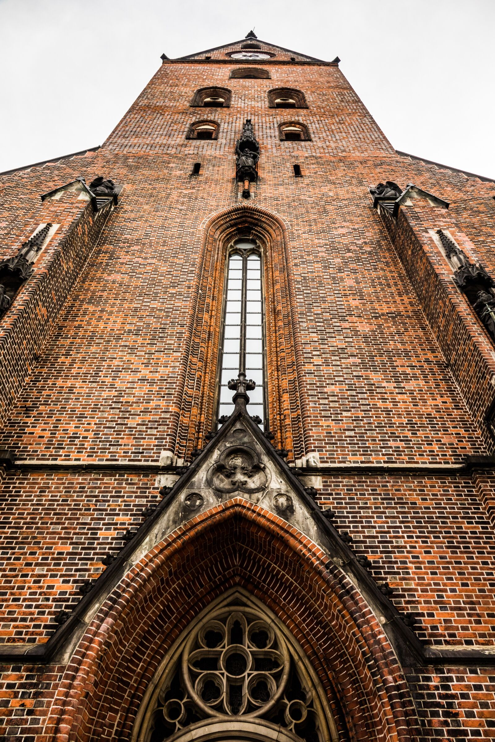 Sony Cyber-shot DSC-RX10 III sample photo. Church, believe, architecture photography