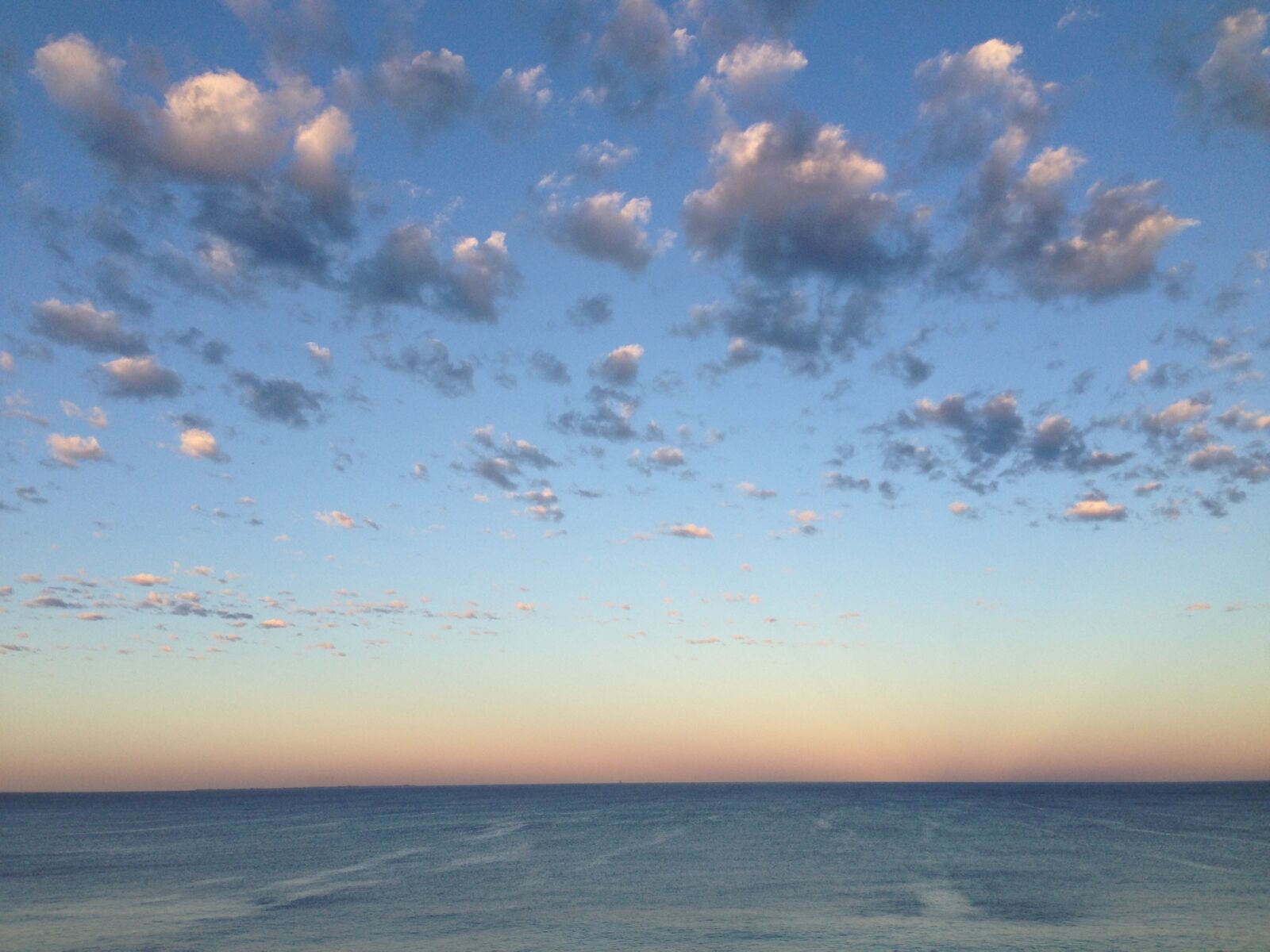 Apple iPhone 5 sample photo. Clouds, sky, beach photography