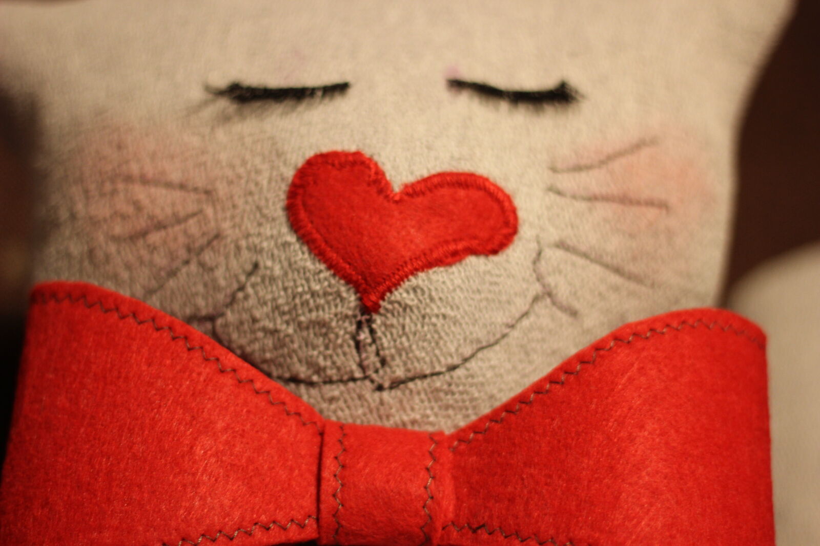 Canon EOS 550D (EOS Rebel T2i / EOS Kiss X4) sample photo. Cat, cats, handmade, mascot photography