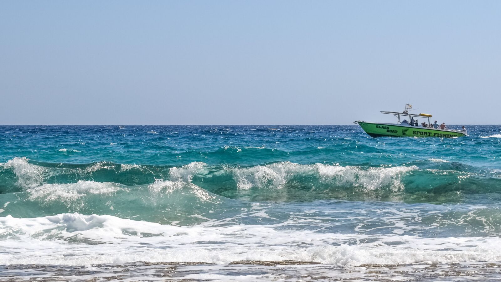 Nikon D3300 sample photo. Waves, beach, boat photography