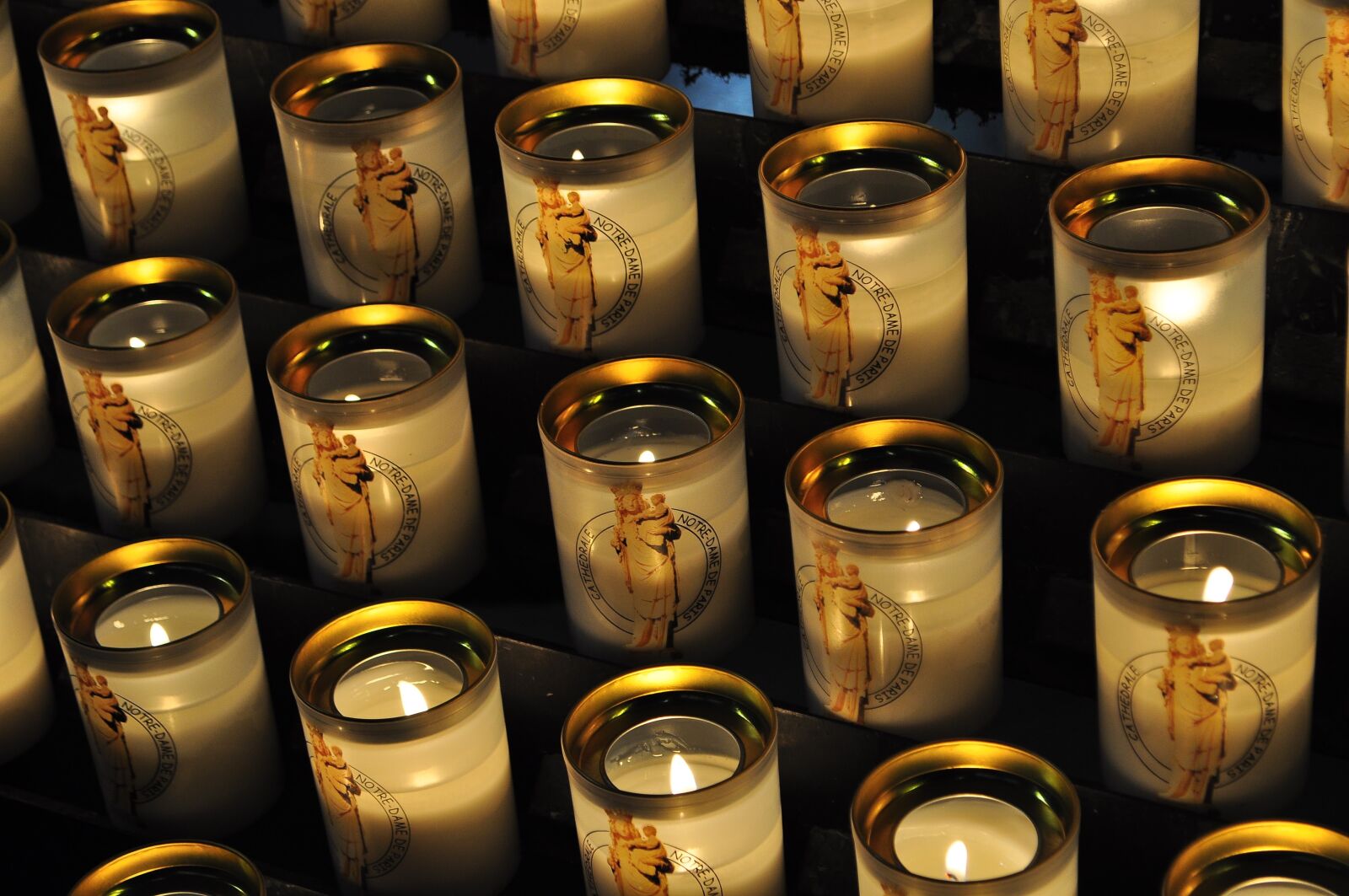 Nikon D5000 sample photo. Candles, religion, symbol photography