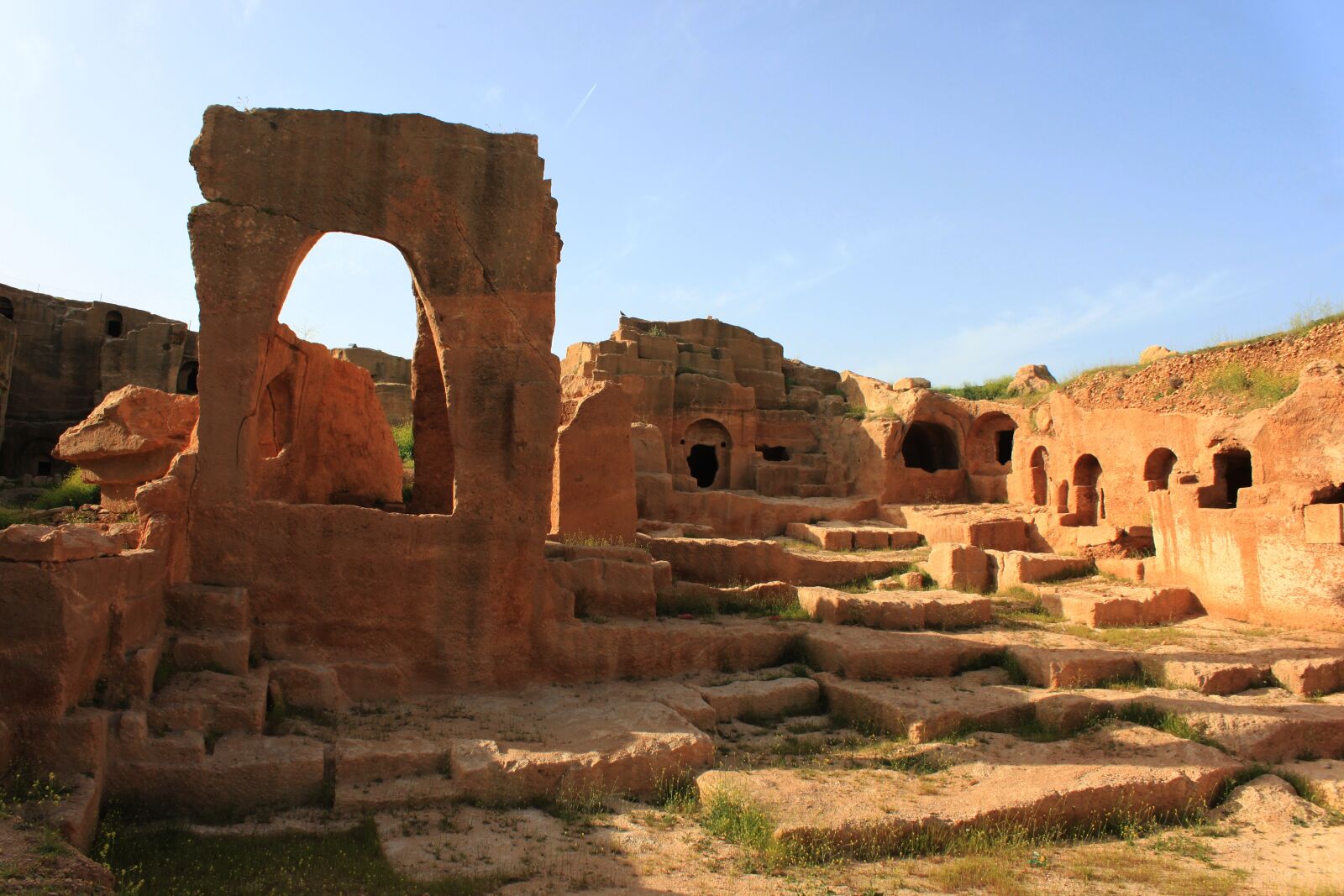 Canon EOS 500D (EOS Rebel T1i / EOS Kiss X3) sample photo. Ancient city, architecture, on photography