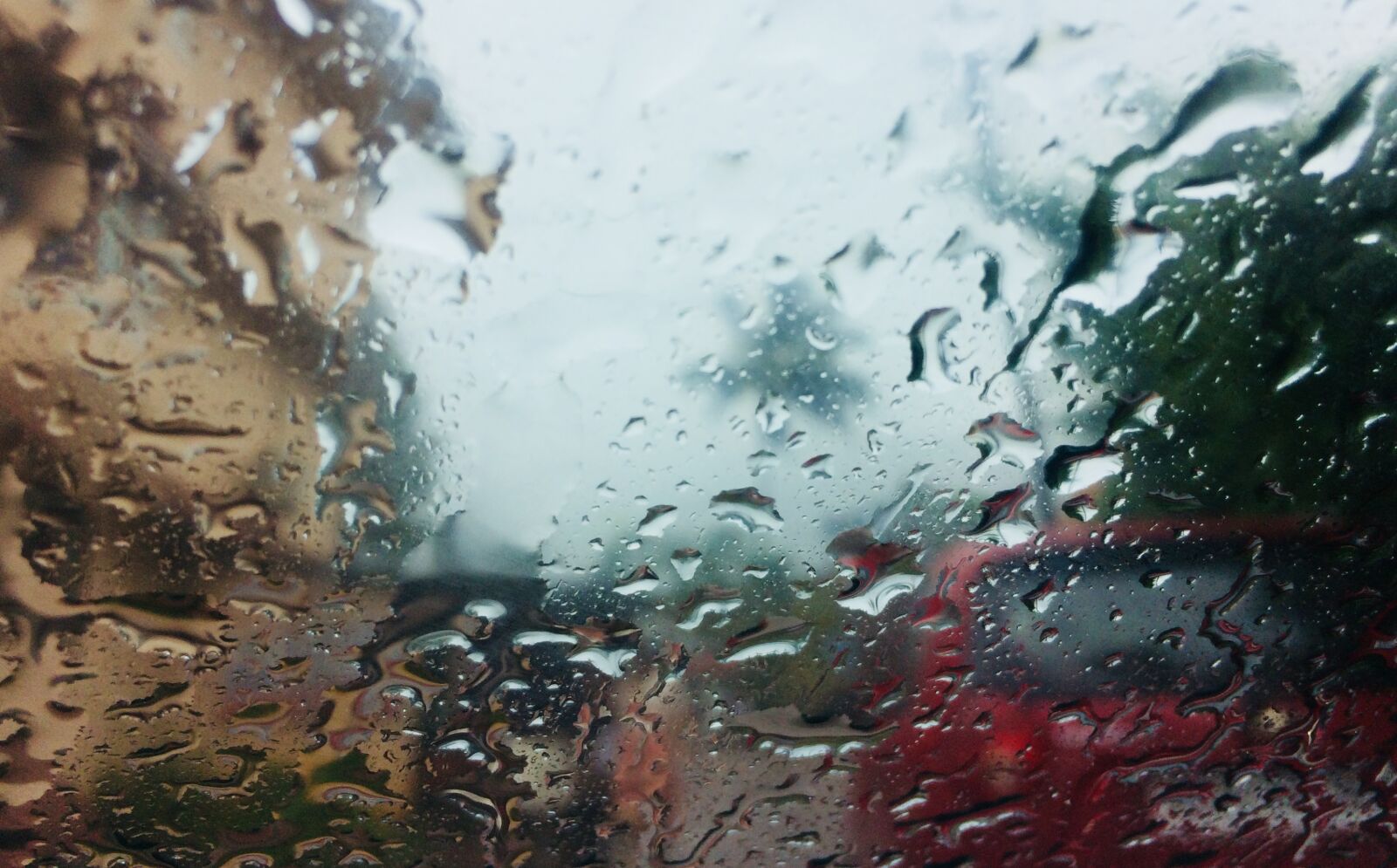 Apple iPhone 5s sample photo. Rain, drops photography
