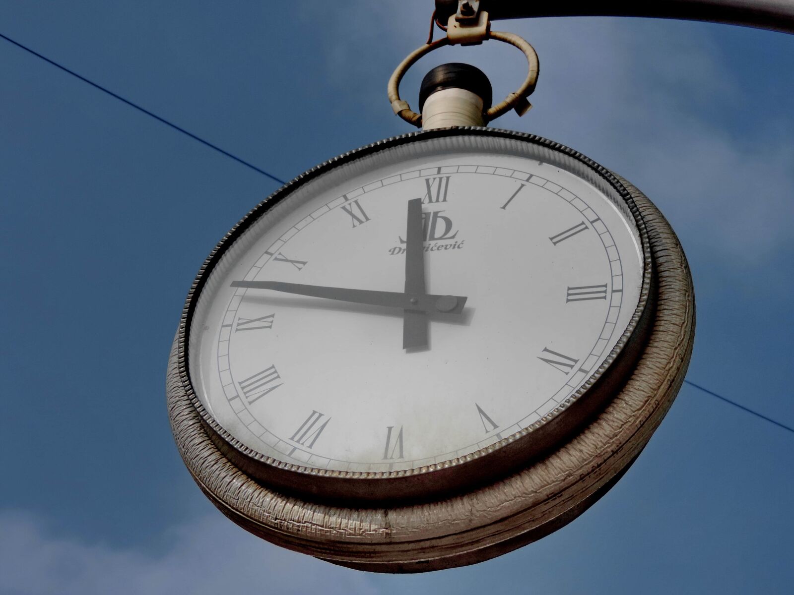 Nikon Coolpix P520 sample photo. Analog clock, big, decoration photography