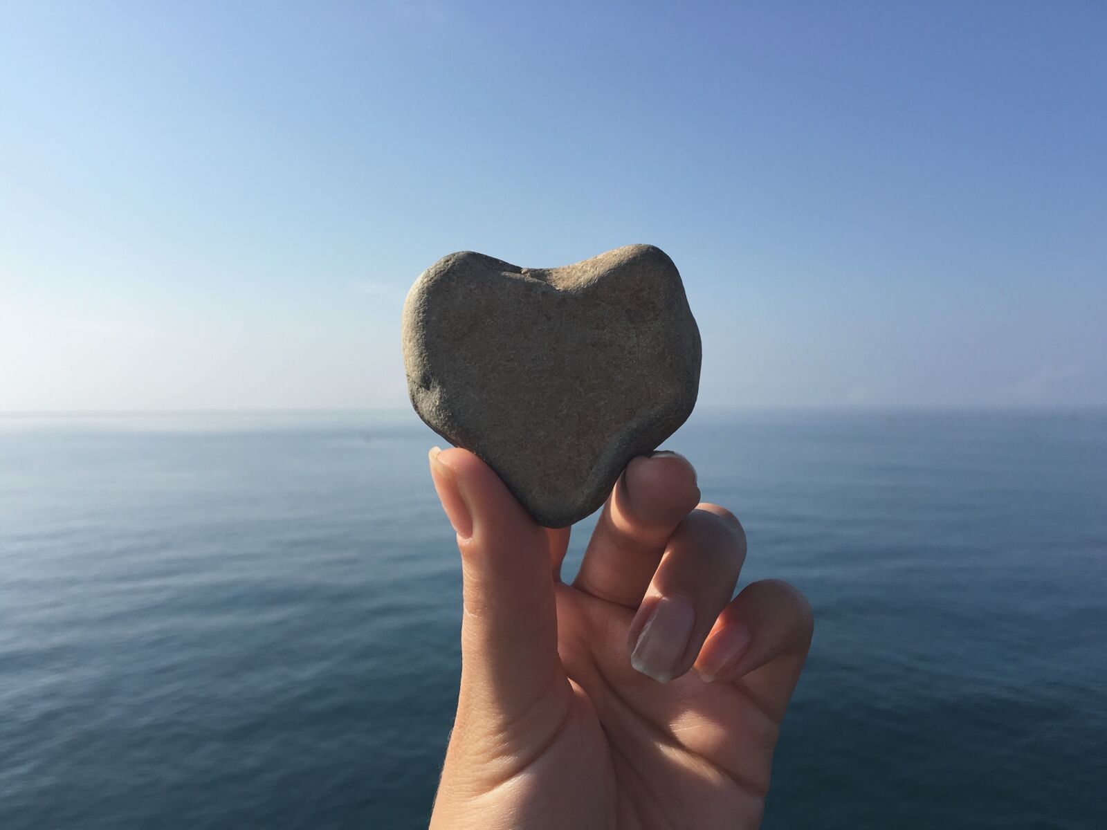 Apple iPhone 6s sample photo. Freedom, hand, love, sea photography