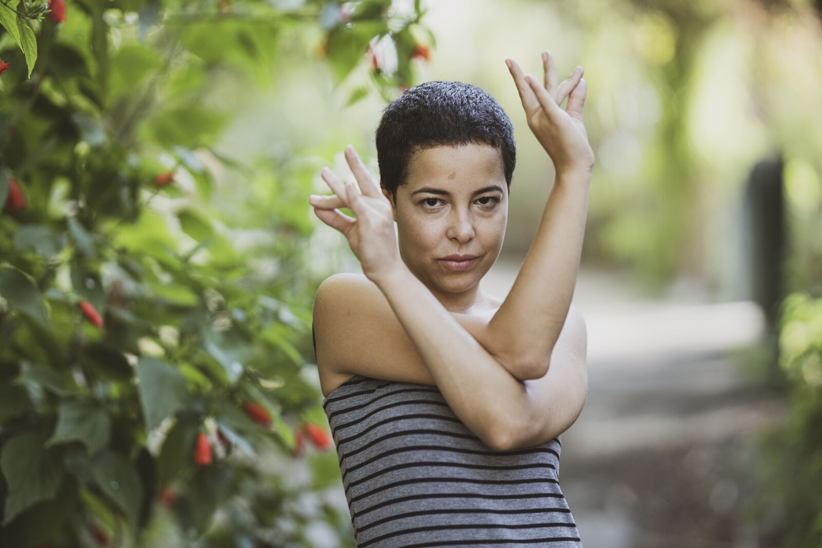 Canon RF 85mm F1.2L USM sample photo. Woman, girl, portrait photography