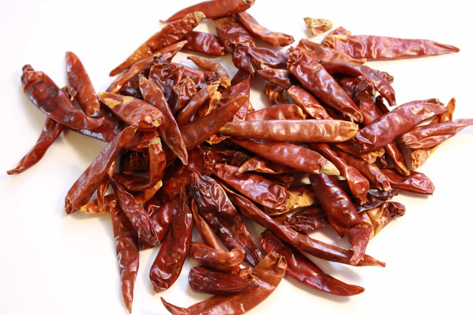 f/3.5-5.6 IS sample photo. Chili, dry, red, spice photography