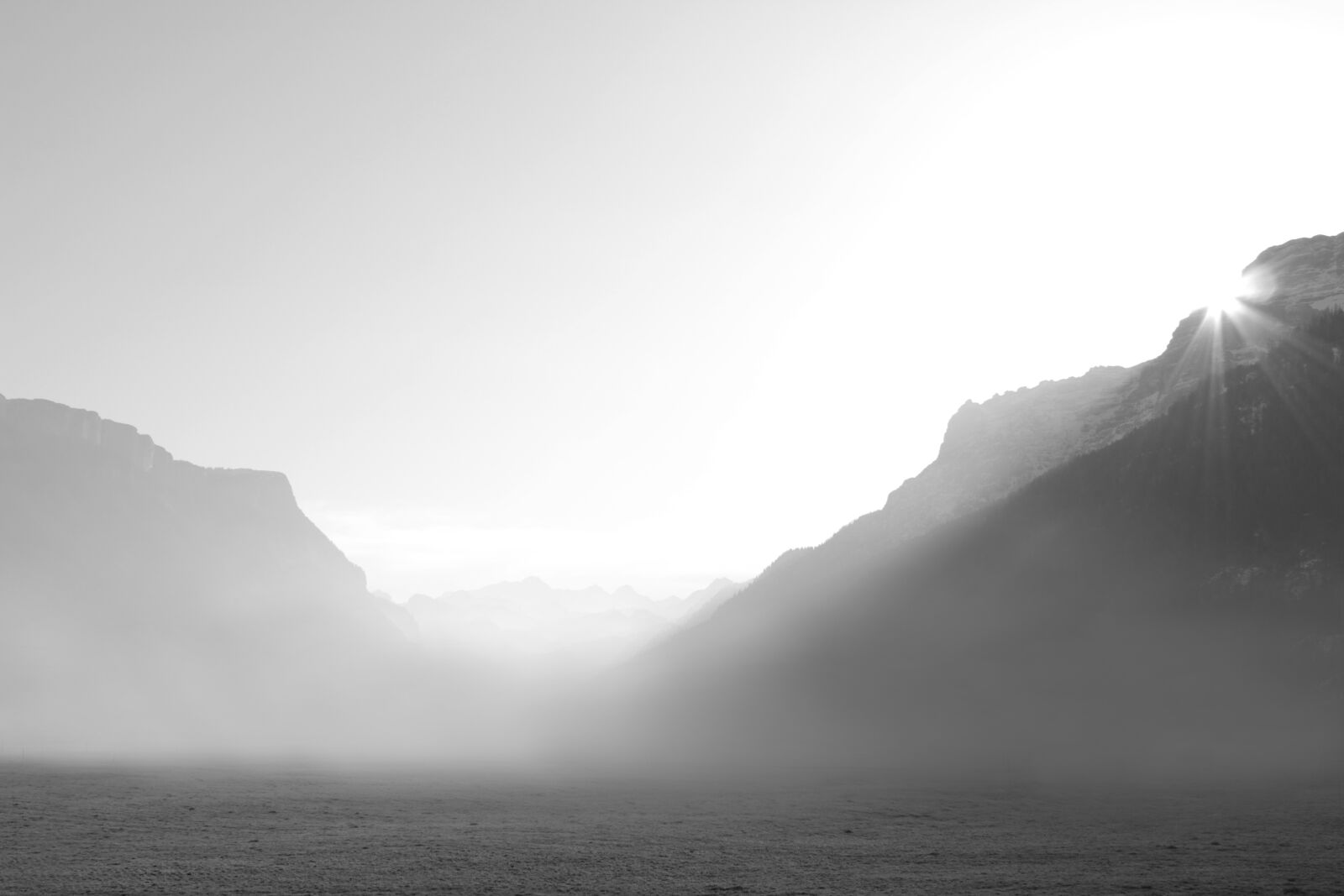 Canon EOS 600D (Rebel EOS T3i / EOS Kiss X5) sample photo. Landscape, mountains, nature photography