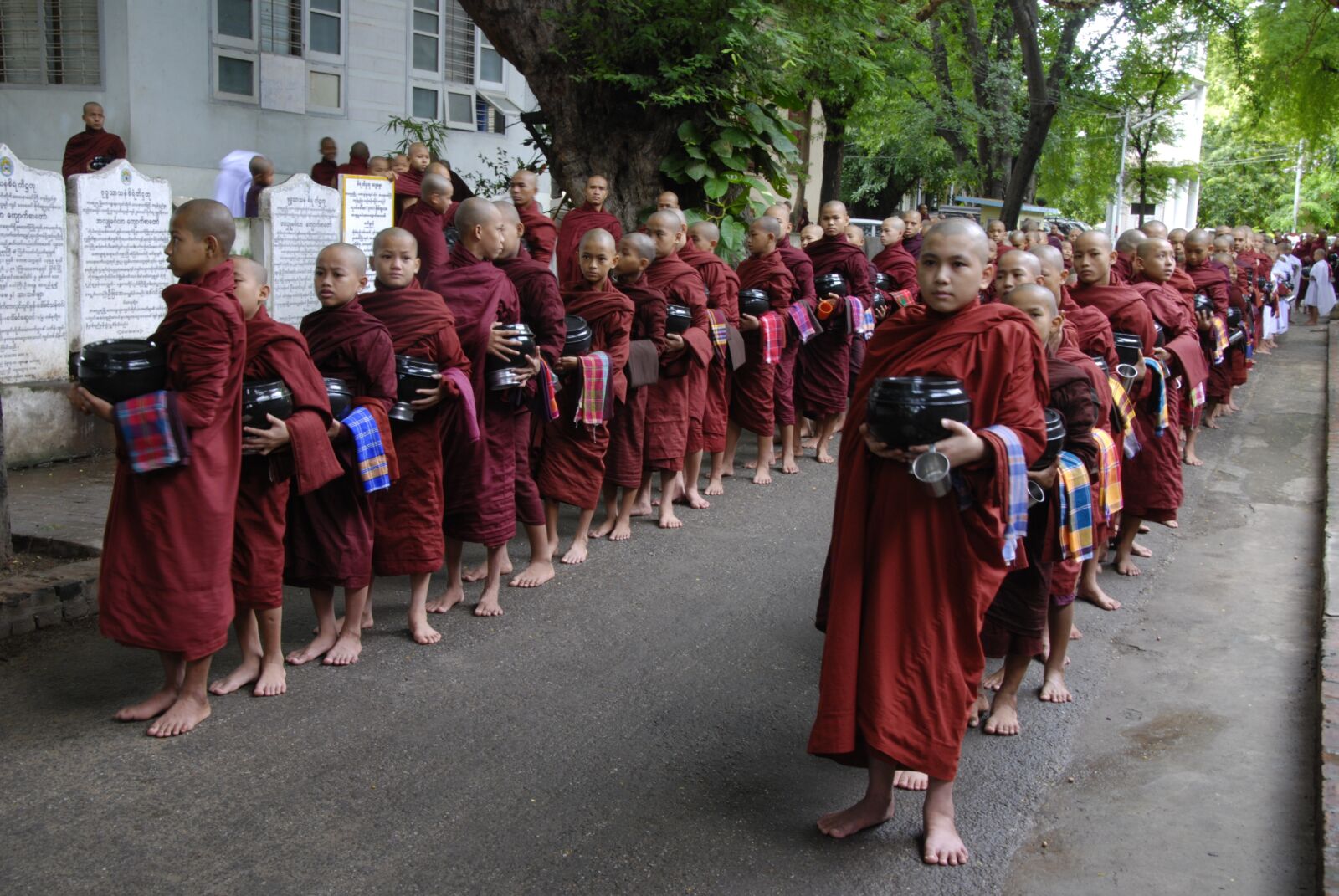 Nikon D80 sample photo. Myanmar, monks, religion photography