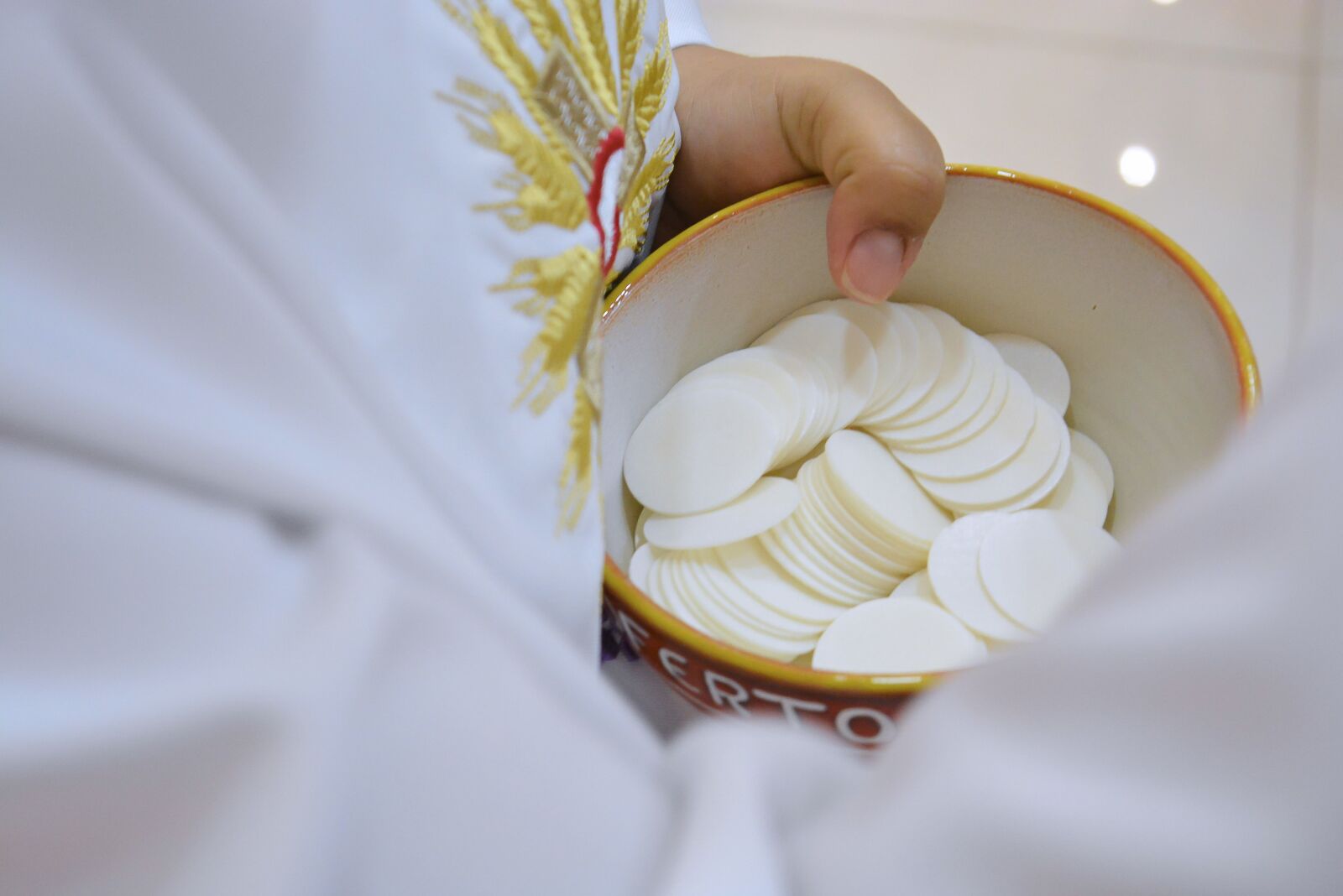 Nikon D5200 sample photo. Communion, host, christ photography