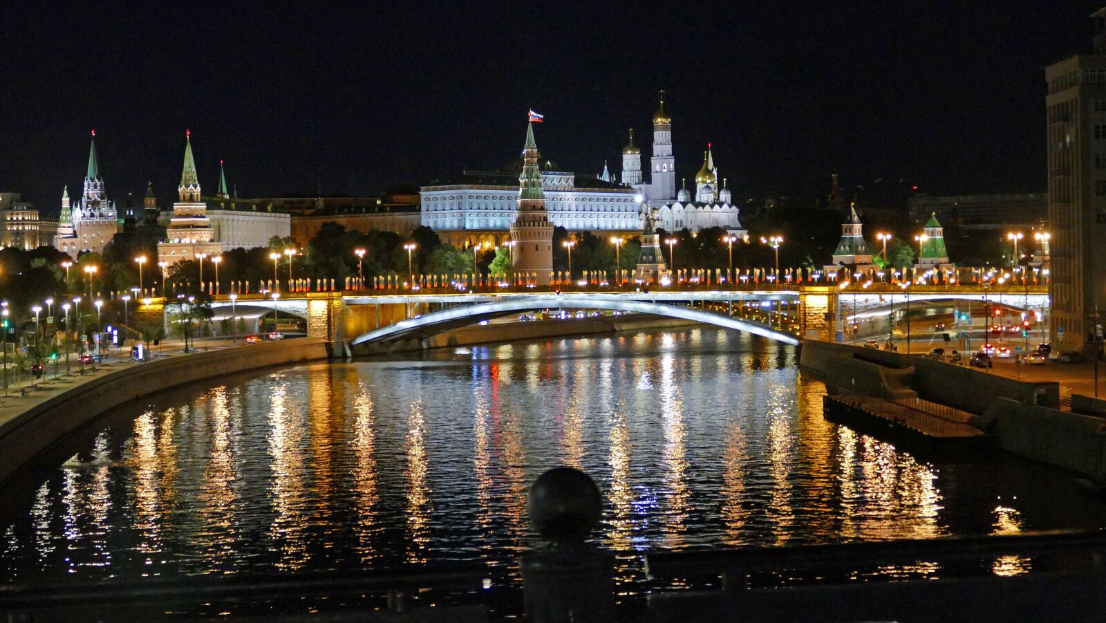 Panasonic Lumix DMC-FZ1000 sample photo. Moscow, night photograph, russia photography