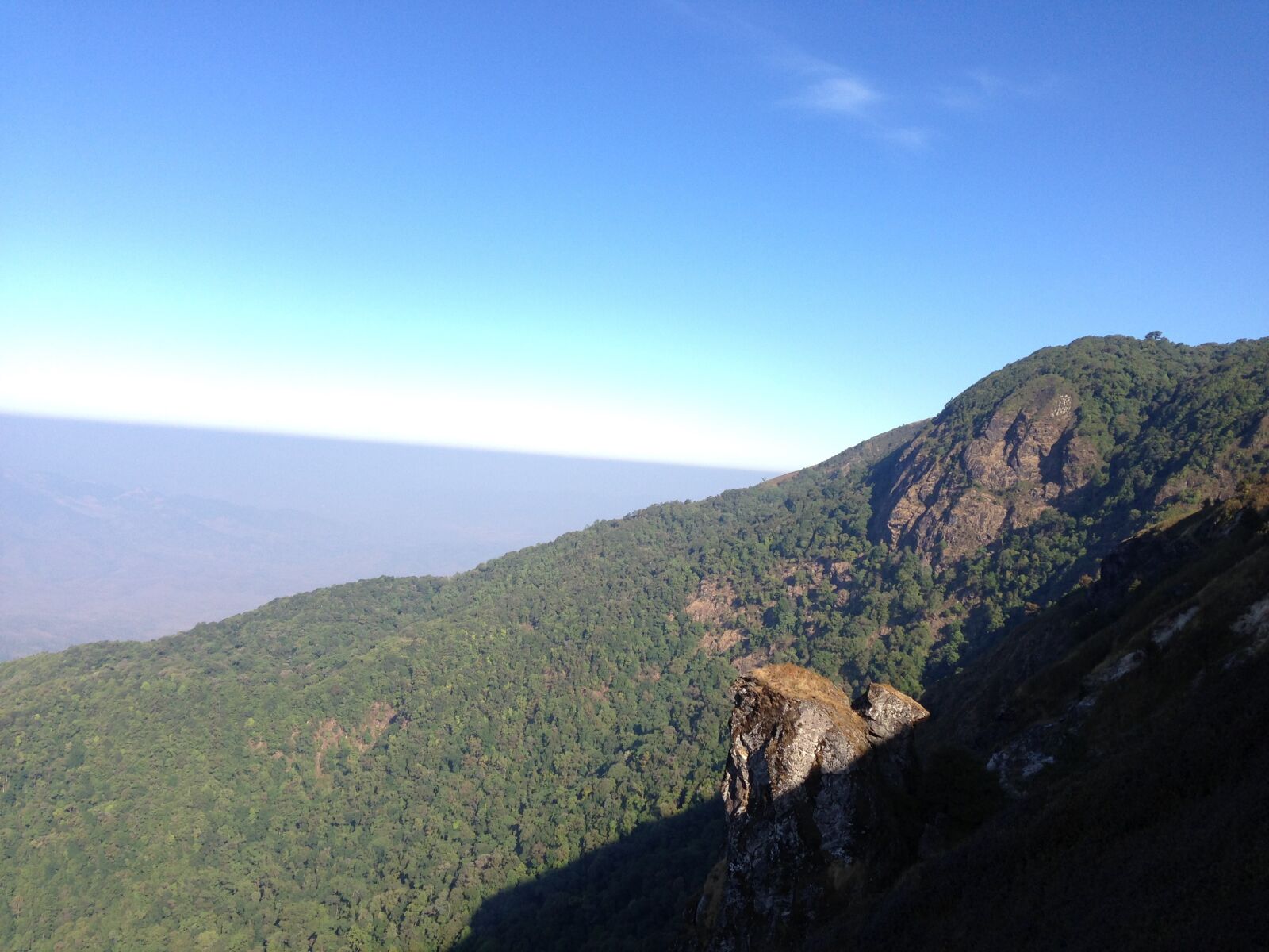 iPhone 5c back camera 4.12mm f/2.4 sample photo. Mountain, sky, blue photography