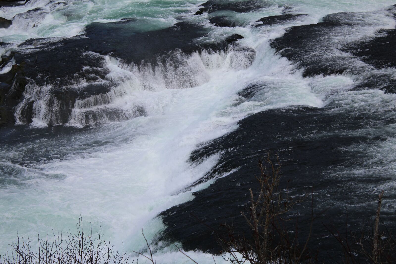 Canon EOS 1200D (EOS Rebel T5 / EOS Kiss X70 / EOS Hi) sample photo. Water, rhine falls, schaffhausen photography
