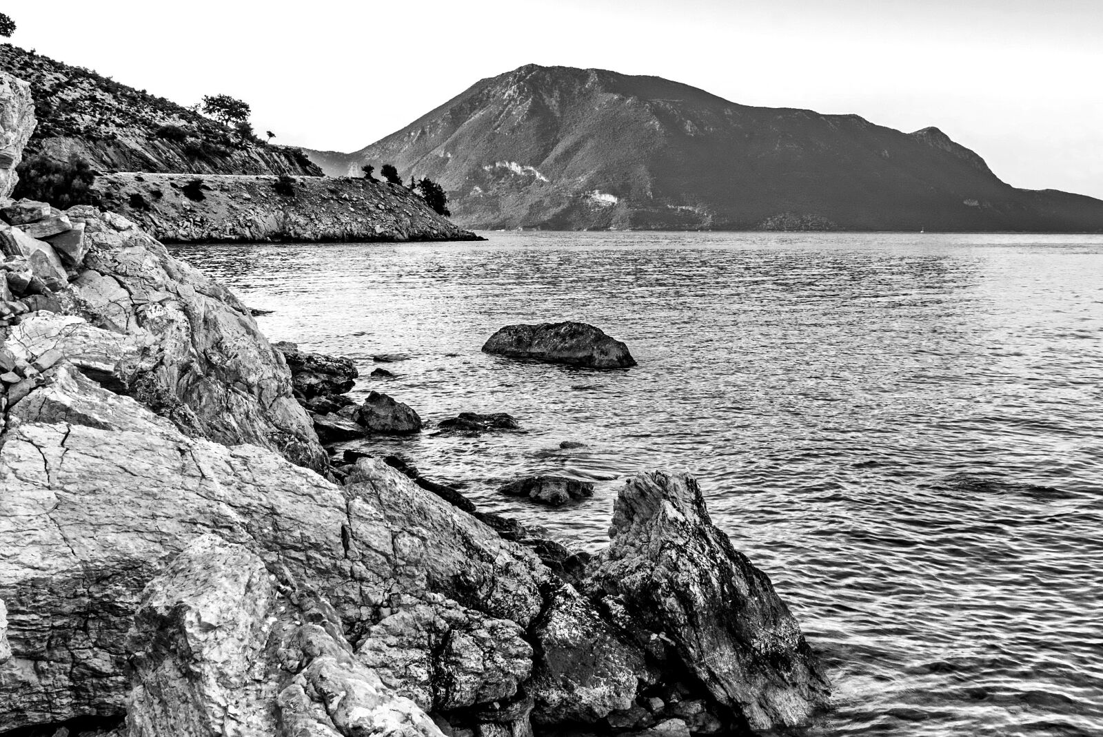 Nikon D3300 sample photo. Ocean, rocks, seascape photography