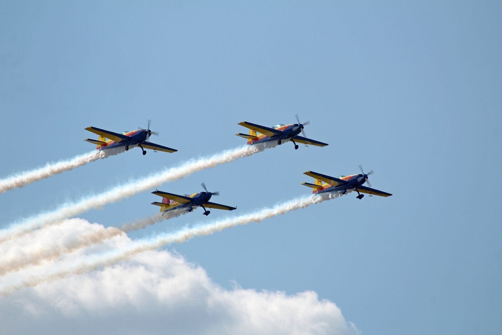 Canon EF-S 55-250mm F4-5.6 IS STM sample photo. Aircraft, plane, speed photography
