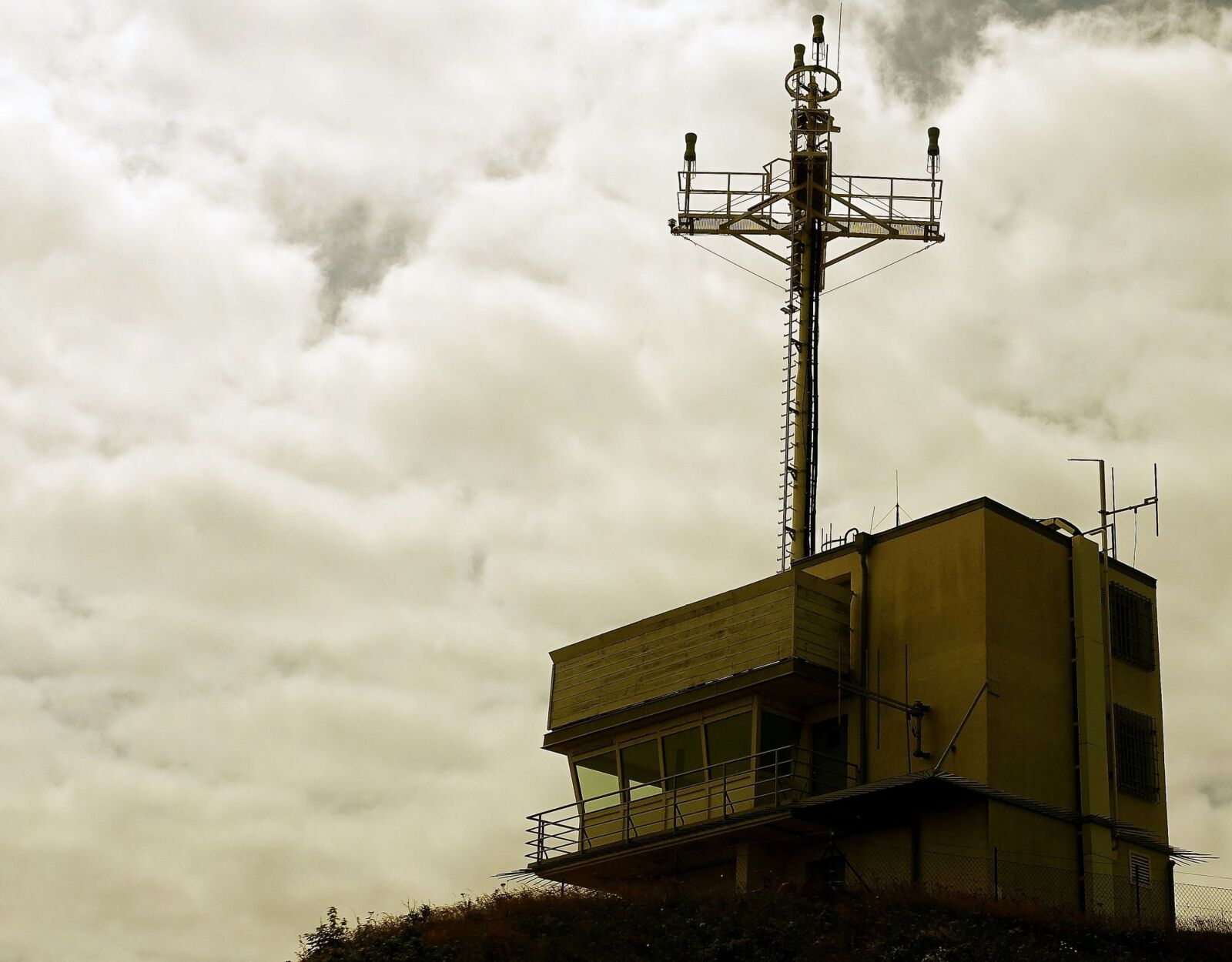 Sony Cyber-shot DSC-RX100 III sample photo. Helgoland, sea, lighthouse photography