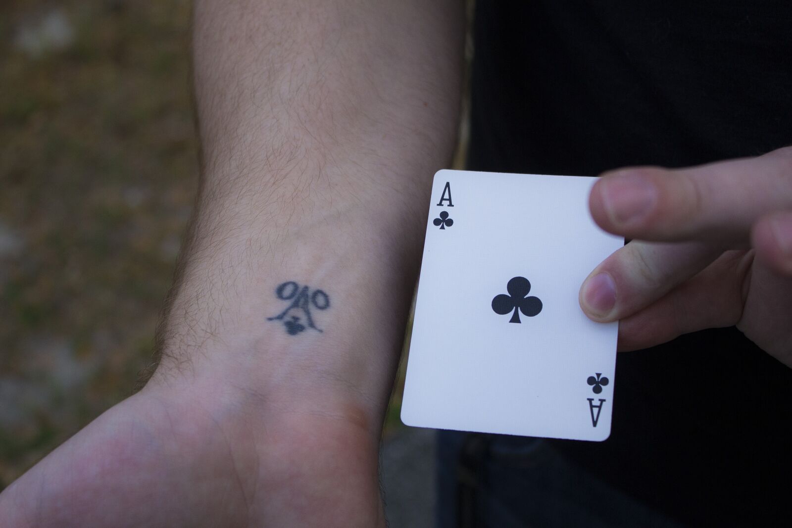 Canon EOS 600D (Rebel EOS T3i / EOS Kiss X5) sample photo. Ace, card, tattoo photography